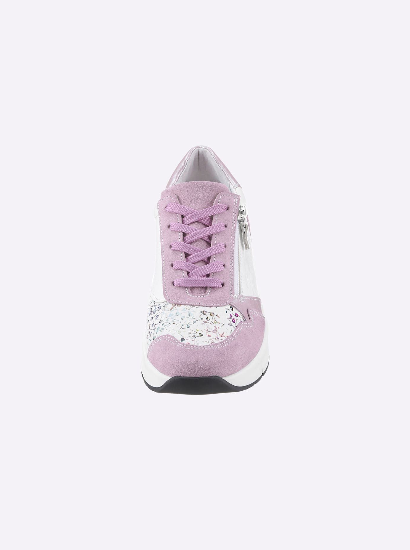 Casual Looks Sneakers
