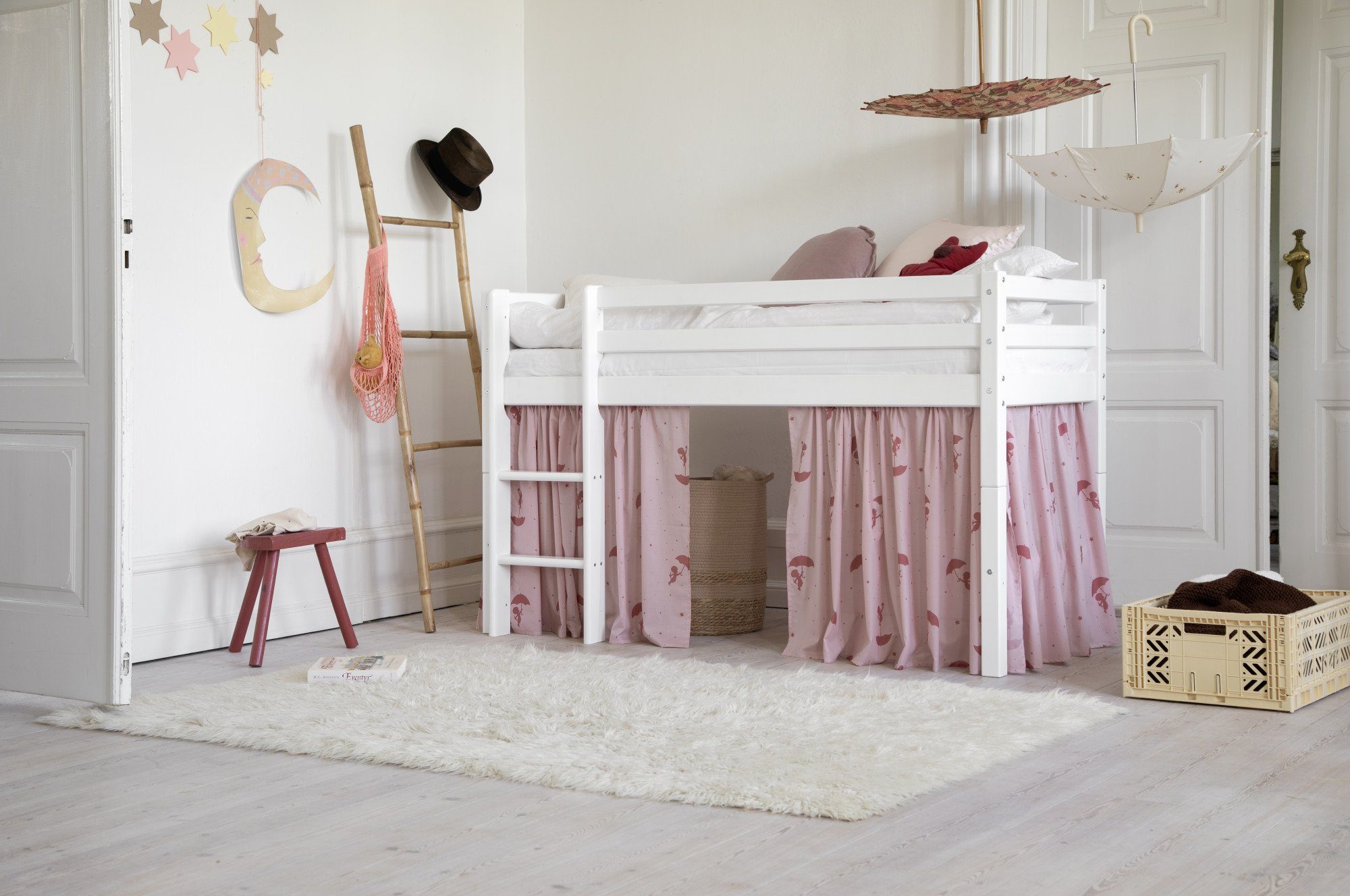 Hoppekids Speelbed ECO Dream, hoogslaper, deelbaar in 2 eenpersoonsbedden Massief hout, naar keuze in 2 afmetingen en 4 kleuren, matras ter keuze