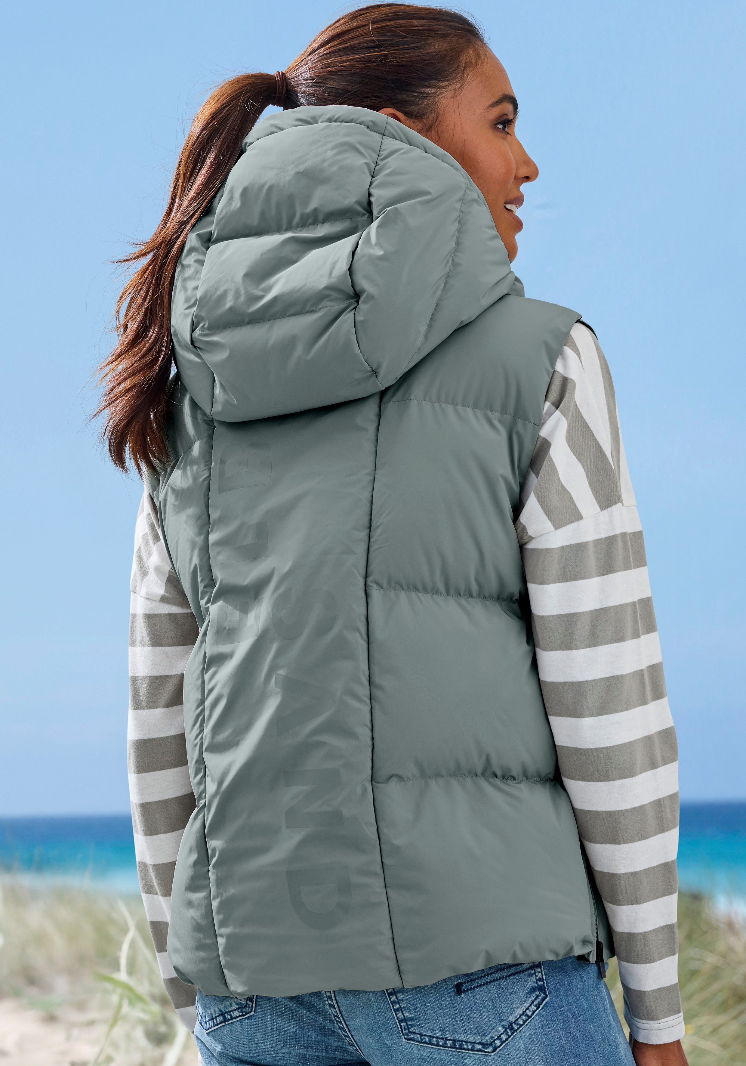 Elbsand Bodywarmer met grote logoprint op de rug