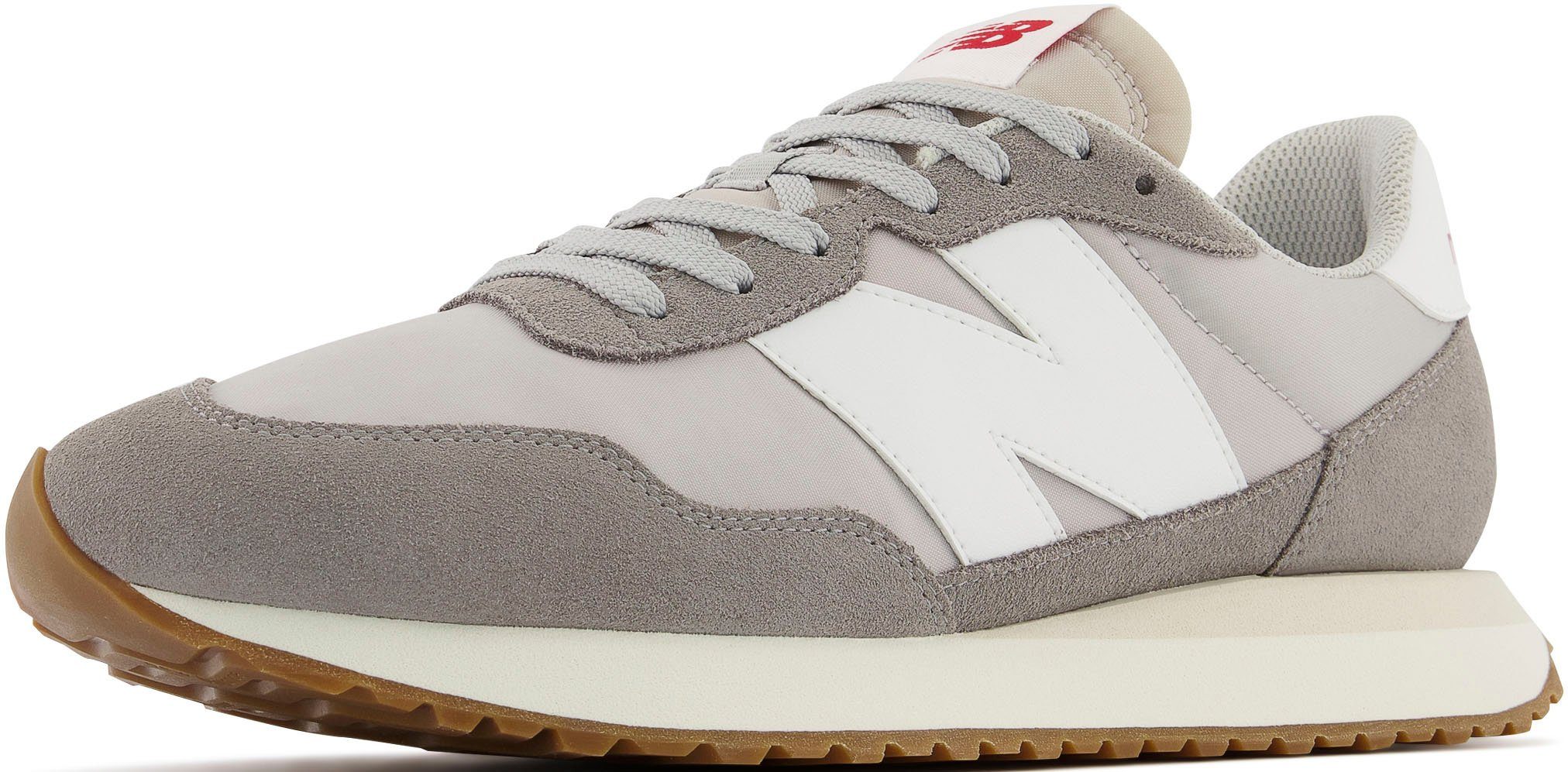 New Balance Sneakers M237
