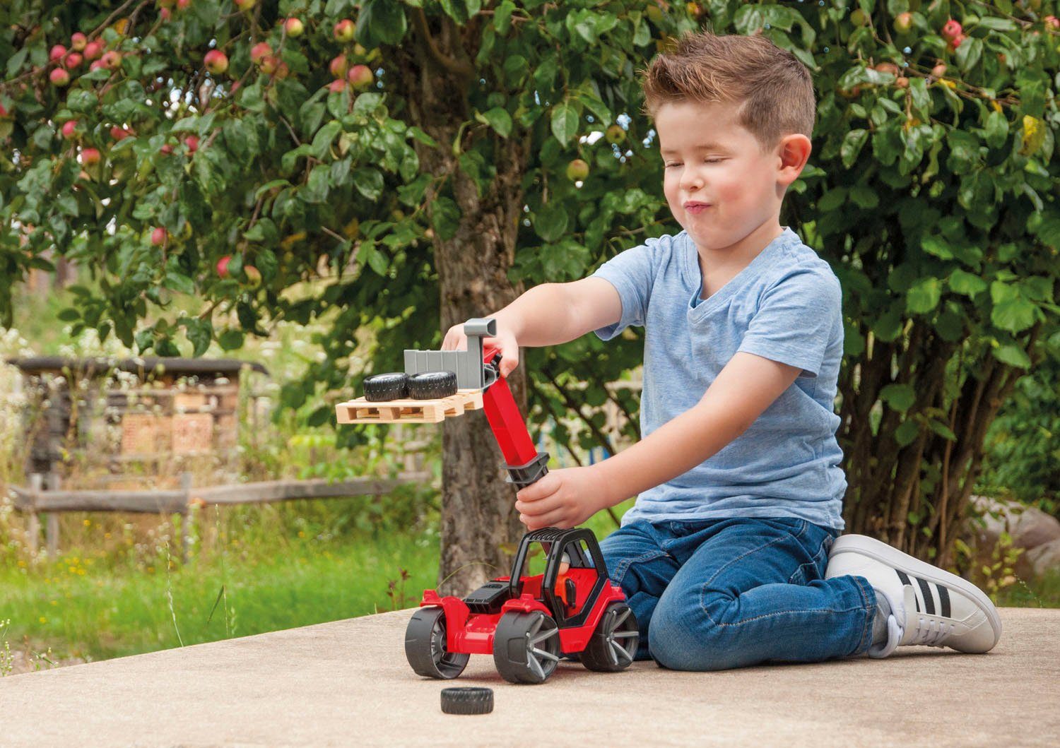 Lena® Speelgoed-shovel TRUXX² verreiker inclusief speelfiguur, made in europe