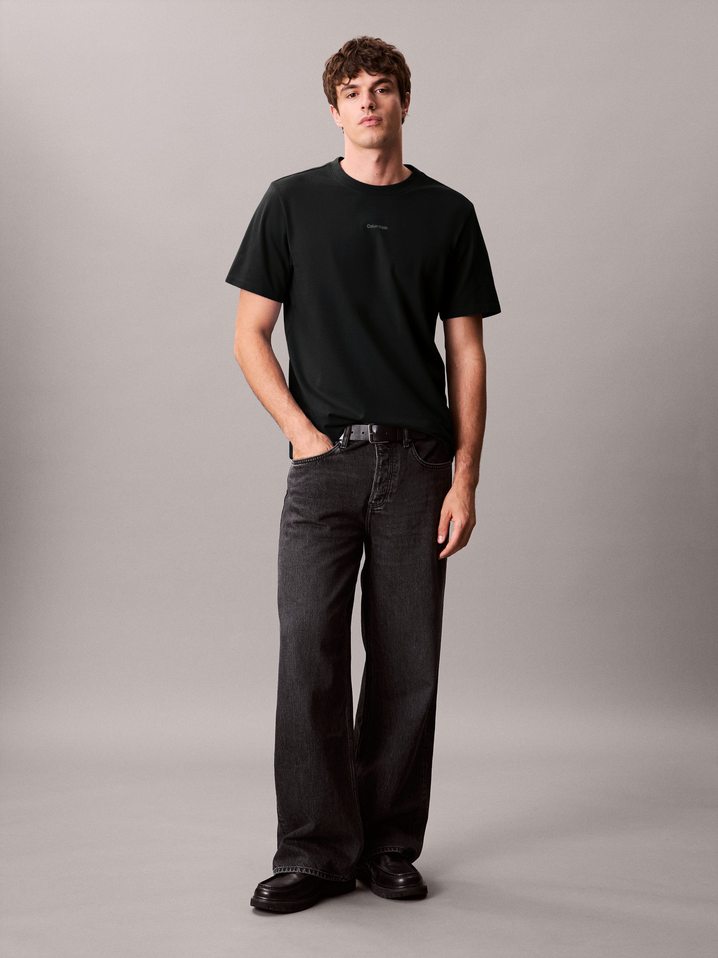 Calvin Klein T-shirt