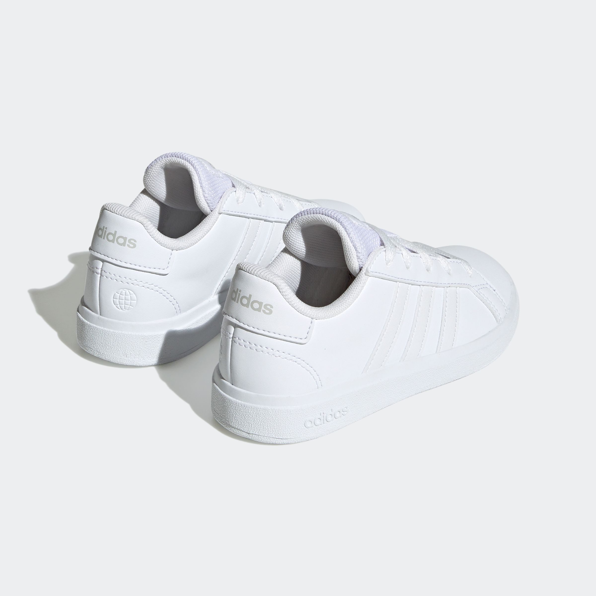 adidas Sportswear Sneakers GRAND COURT LIFESTYLE TENNIS LACE-UP Design geïnspireerd op de adidas Superstar