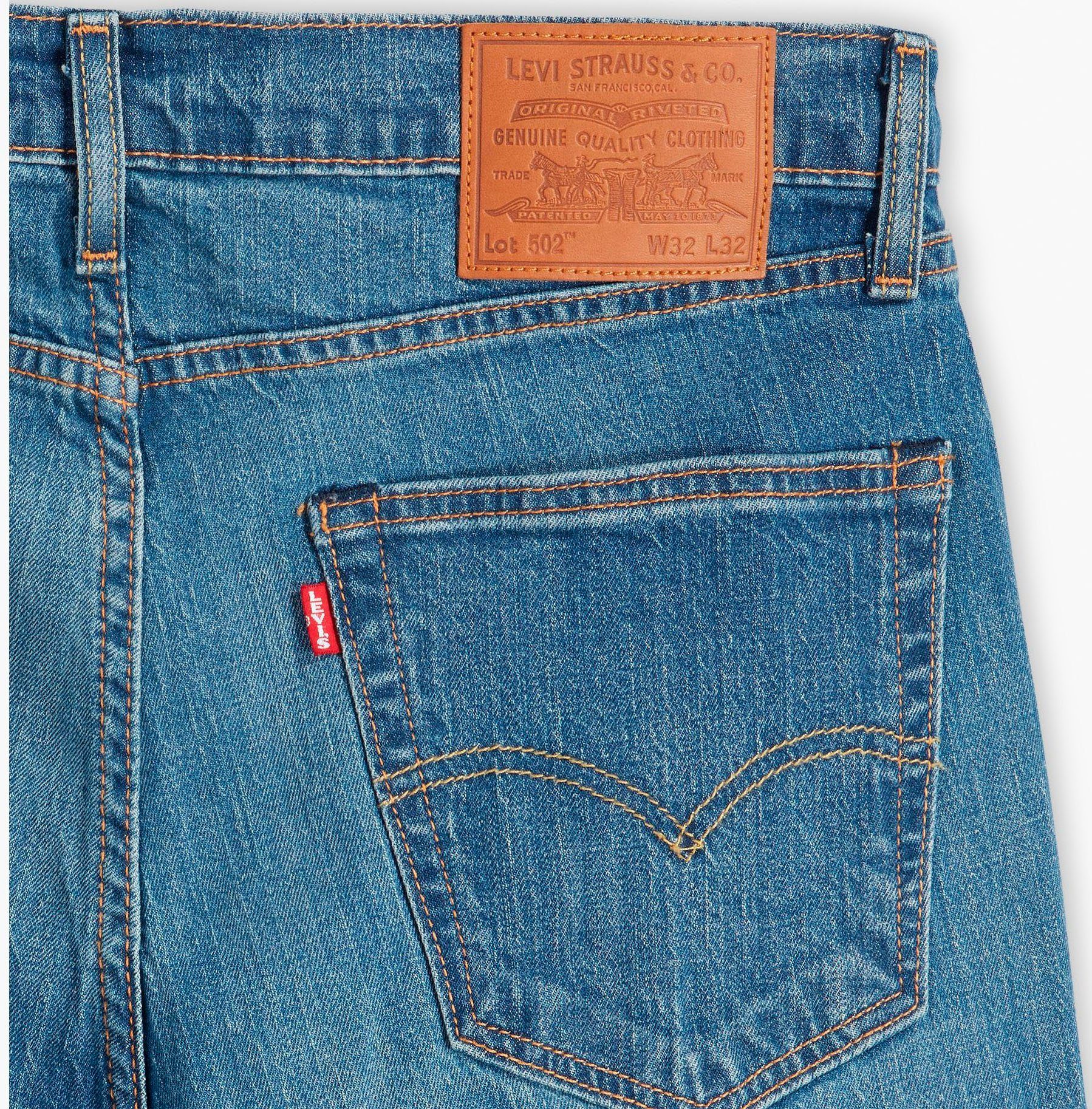 Levi's® Tapered jeans 502 TAPER in een elegante, moderne stijl