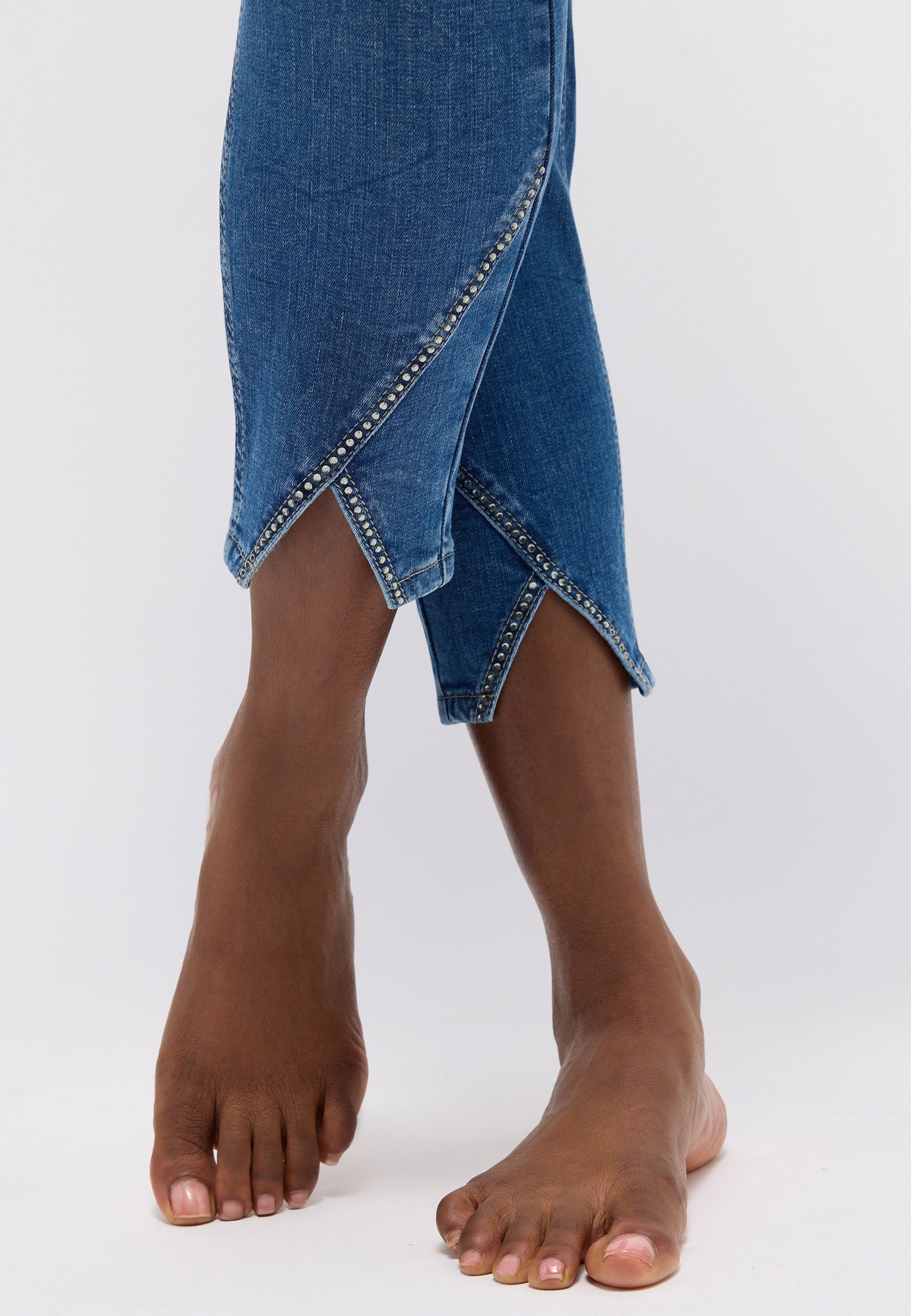 ANGELS 7/8 jeans Ornella met strasssteentjes aan de broekspijp