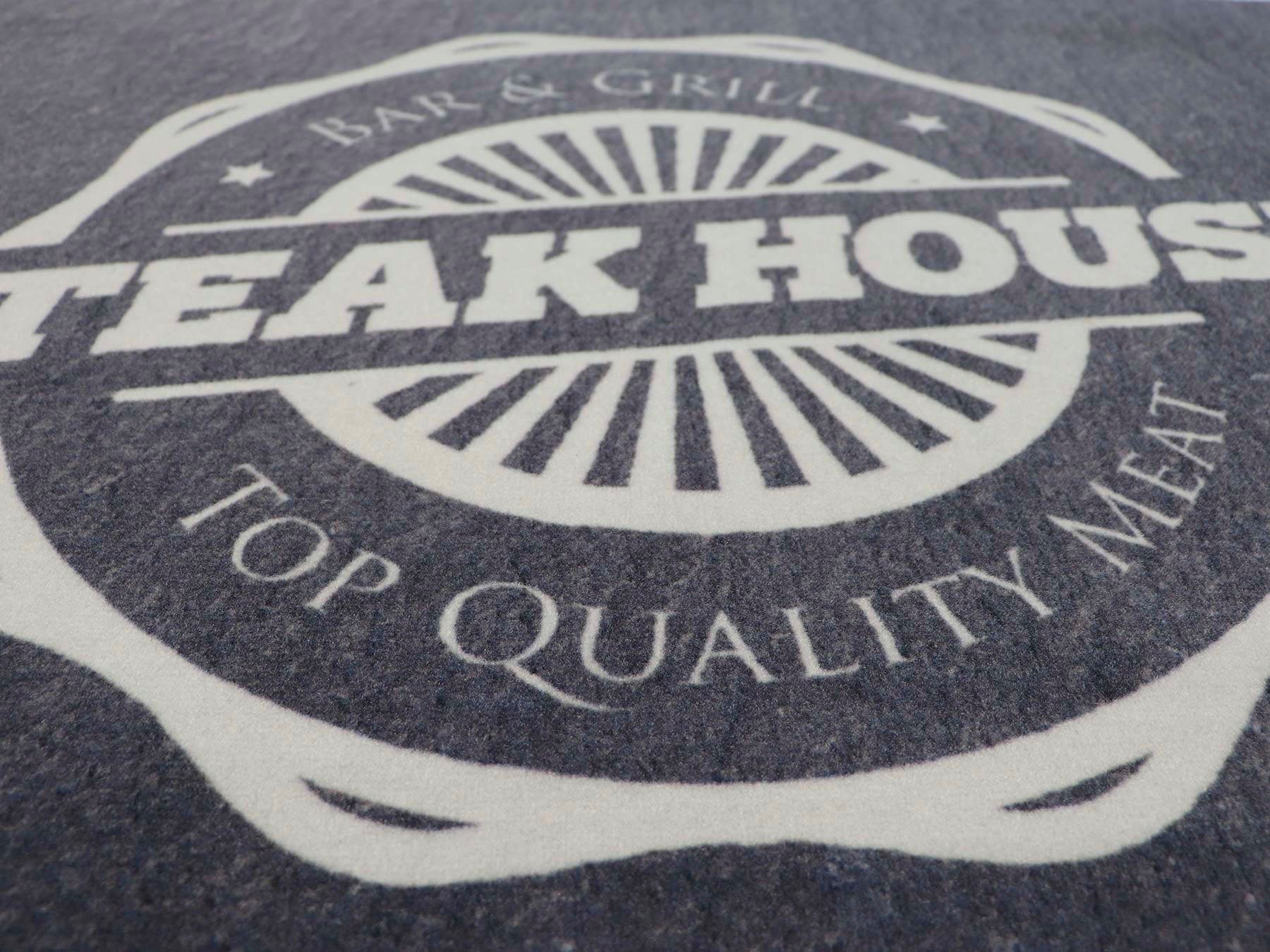 Primaflor-Ideen in Textil Mat BBQ grillmat STEAK HOUSE Barbecuemat ideaal als vloerbescherming, met tekst, antislip, wasbaar