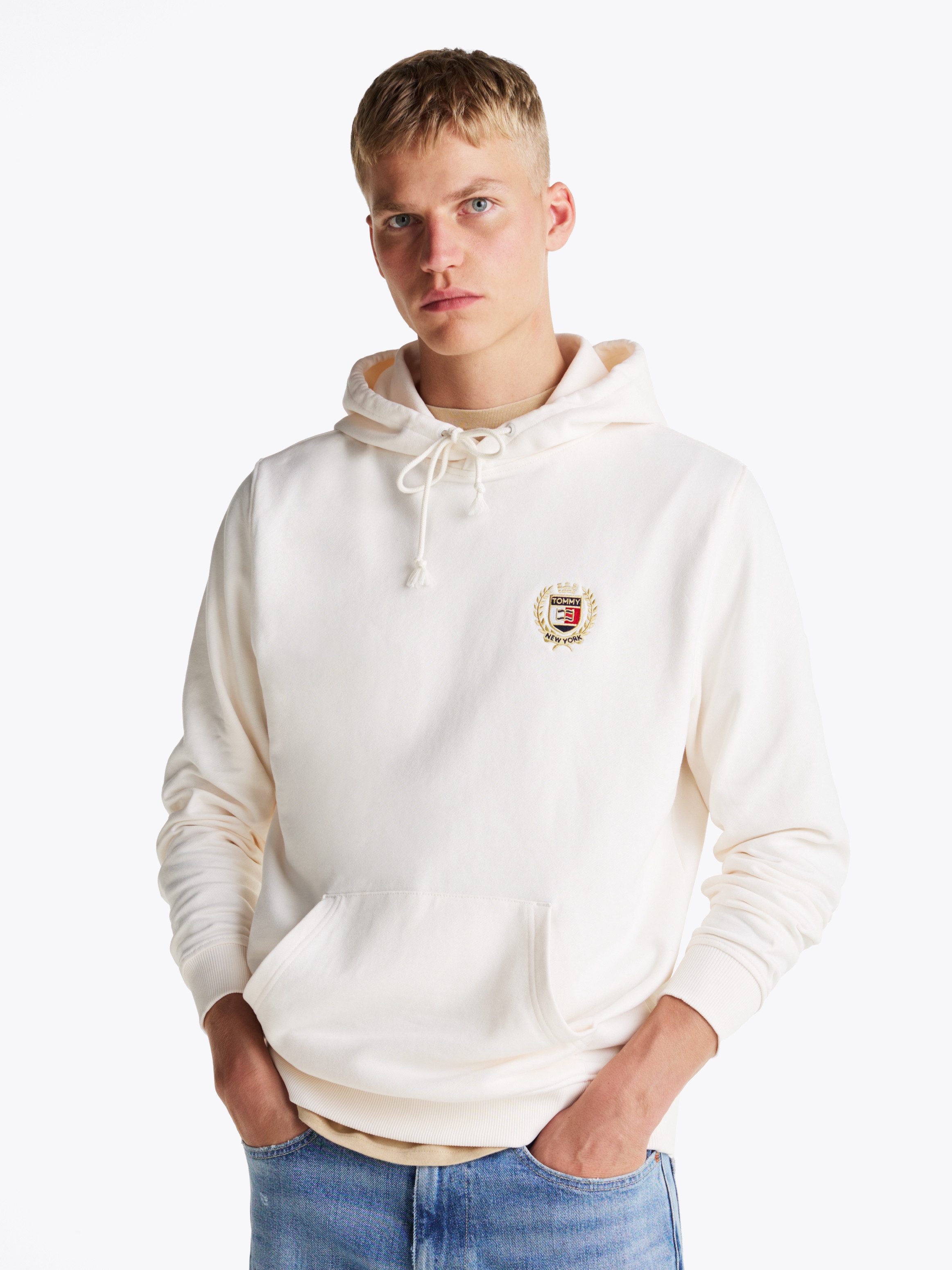 TOMMY JEANS Sweatshirt TJM REG TJ FLAG CREST HOOD EXT geborduurd merkembleem op borsthoogte heren sweaters maat XXXL wit