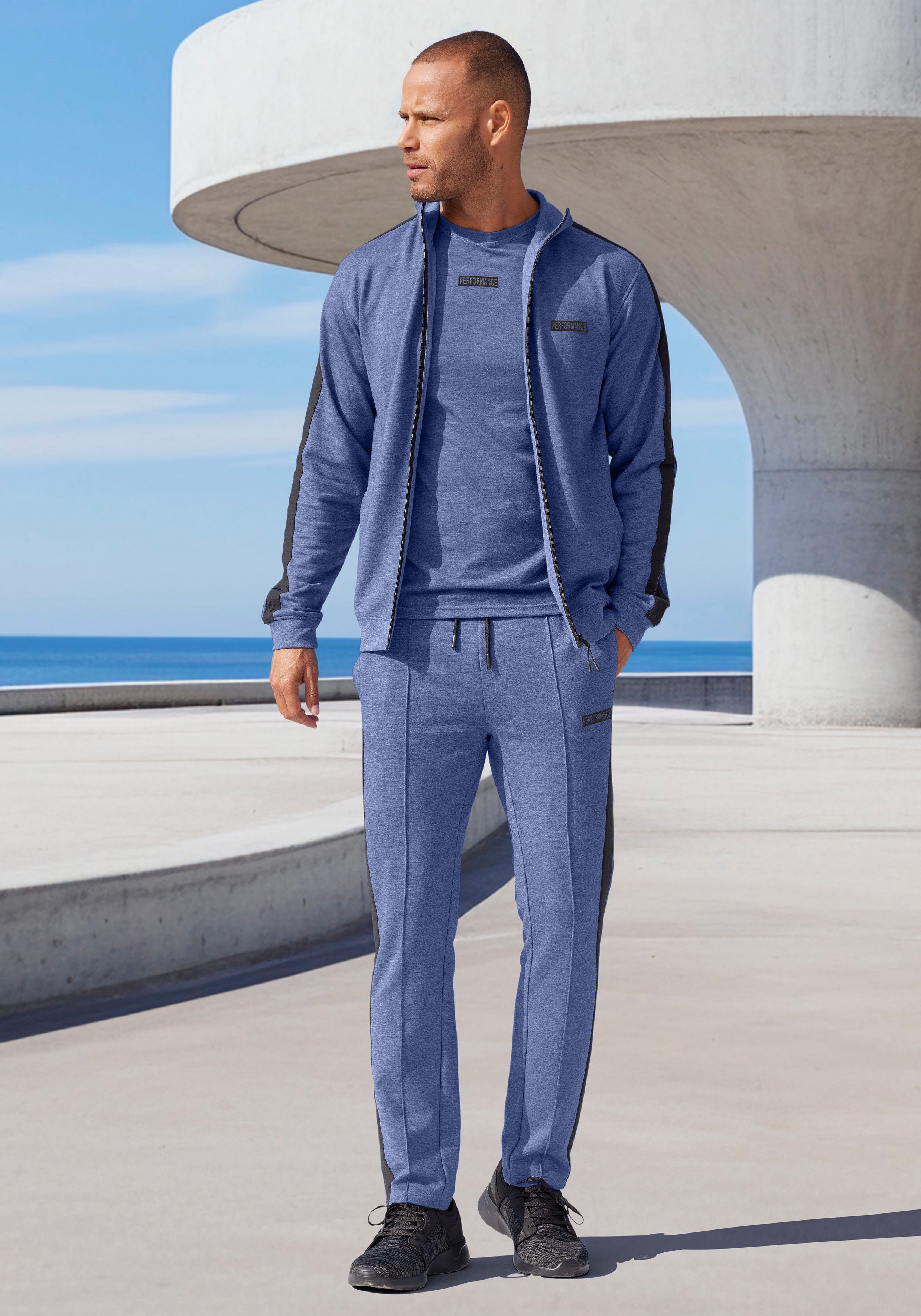 AUTHENTIC LE JOGGER Joggingbroek Sportbroek met strepen opzij