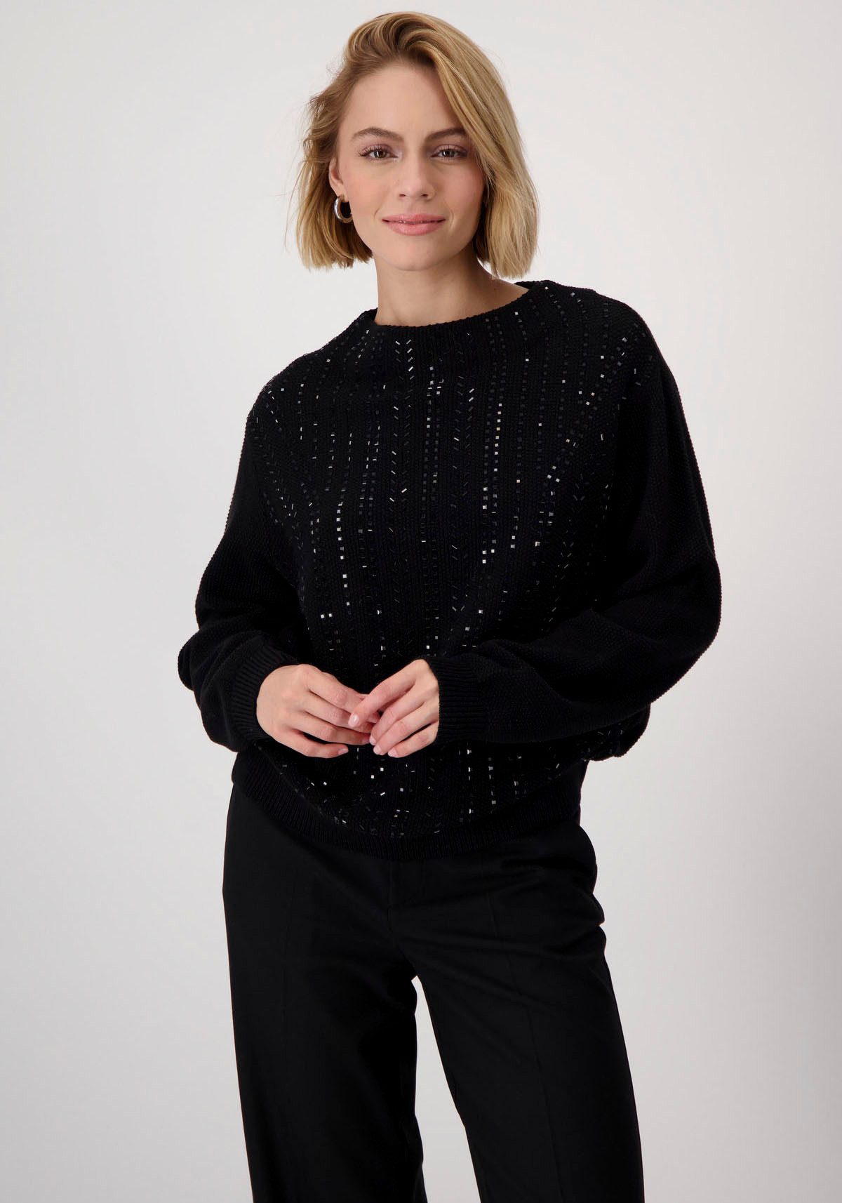 Monari Trui met staande kraag Pullover sieraad met glinstersteentjes