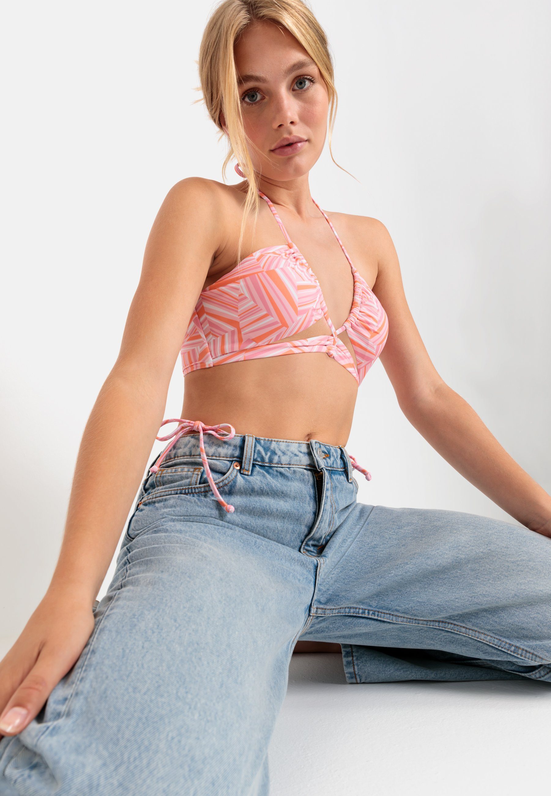 LSCN by LASCANA Bandeau-bikinitop Lisa met modieuze aanrimpelingen