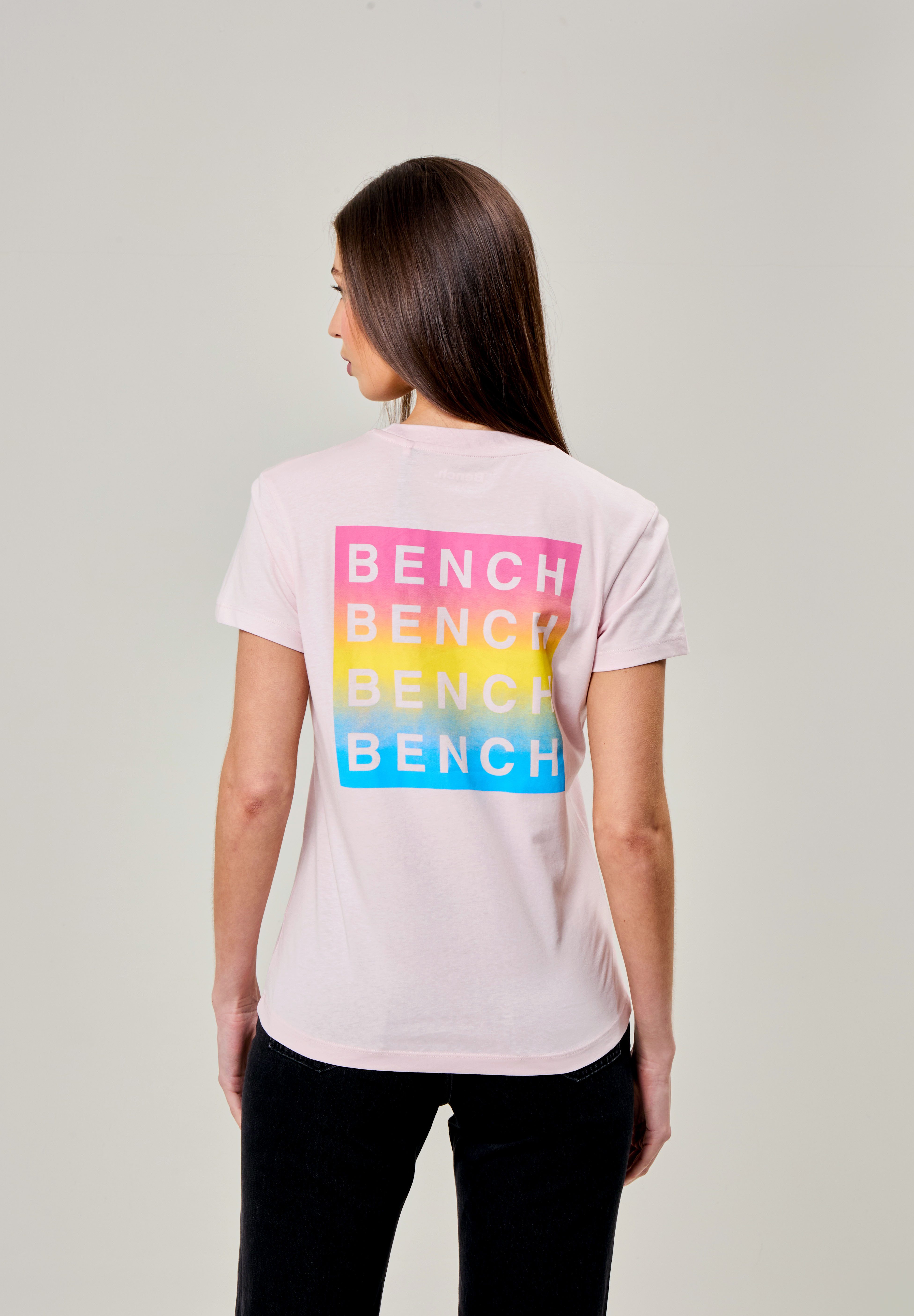 Bench. T-shirt REION