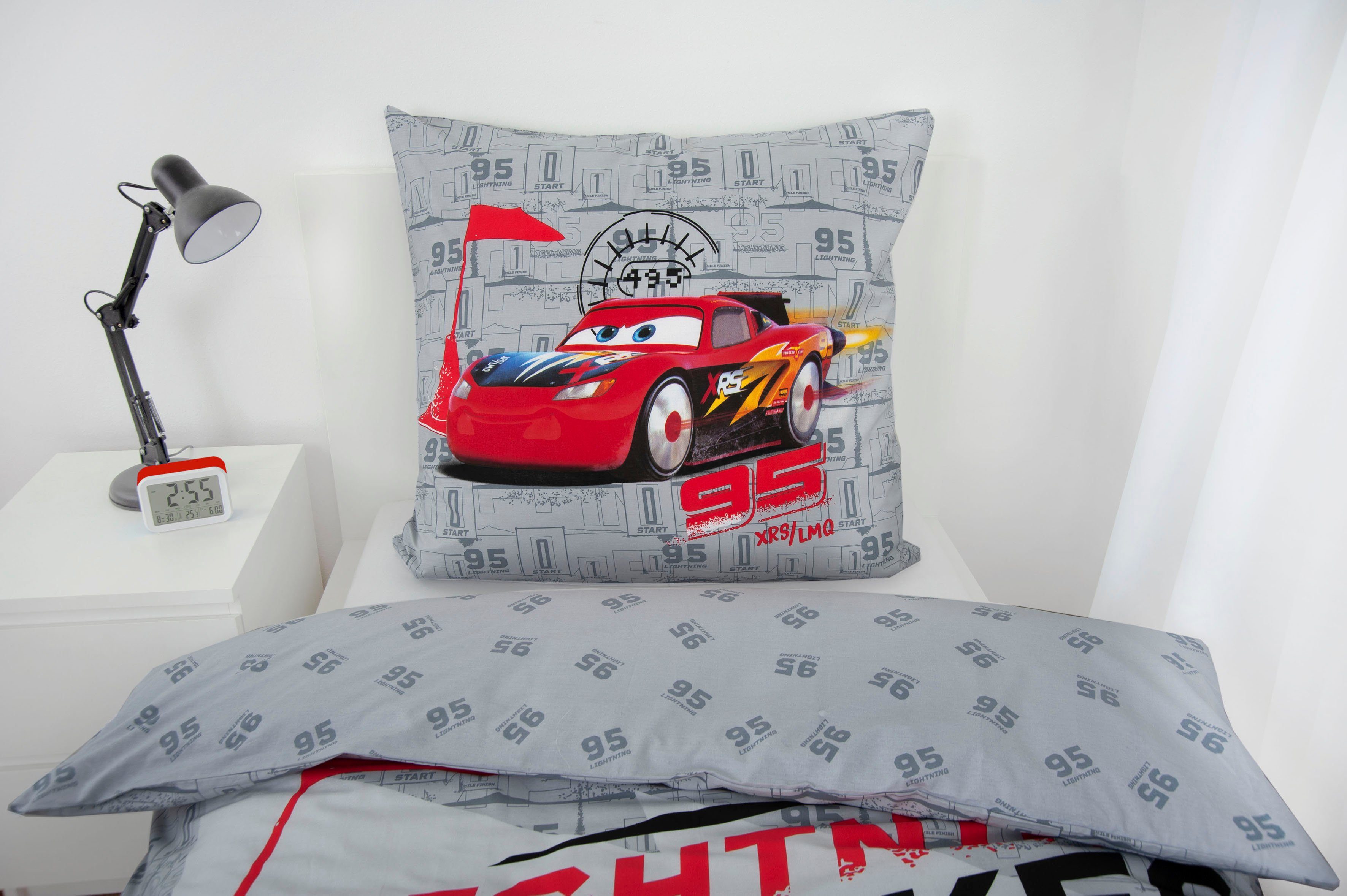 Disney Kinderovertrekset Disney´s Cars met leuk mcqueen motief