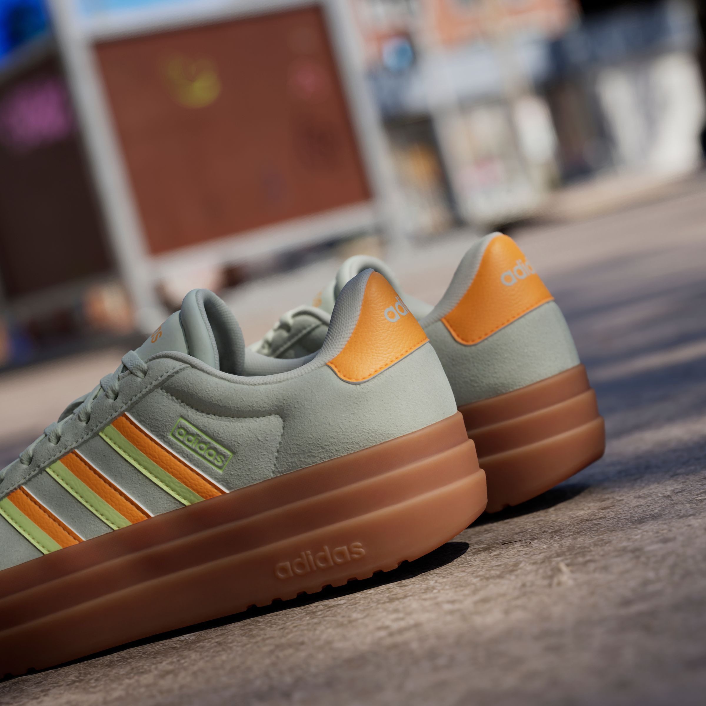 adidas Sportswear Sneakers VL COURT BOLD Design in de voetsporen van de adidas Gazelle Bold