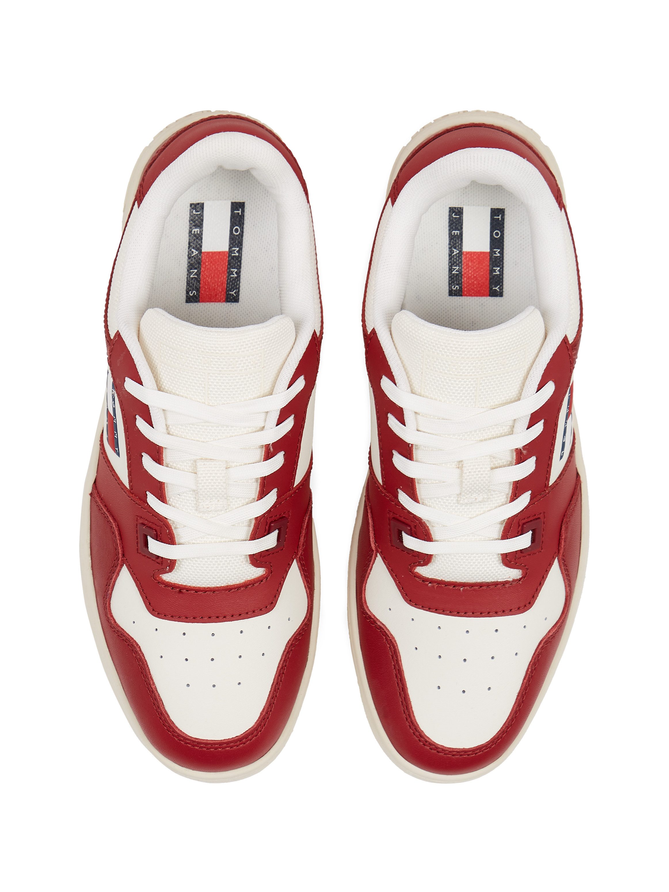 TOMMY JEANS Plateausneakers TJW RETRO BASKET ESS vrijetijdsschoen, lage schoen, veterschoen met zijlogo-vlag