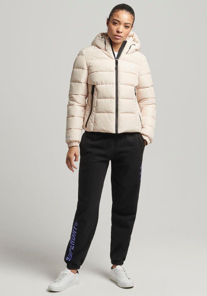 Superdry Gewatteerde jas HOODED SPIRIT SPORTS PUFFER van waterafstotend materiaal