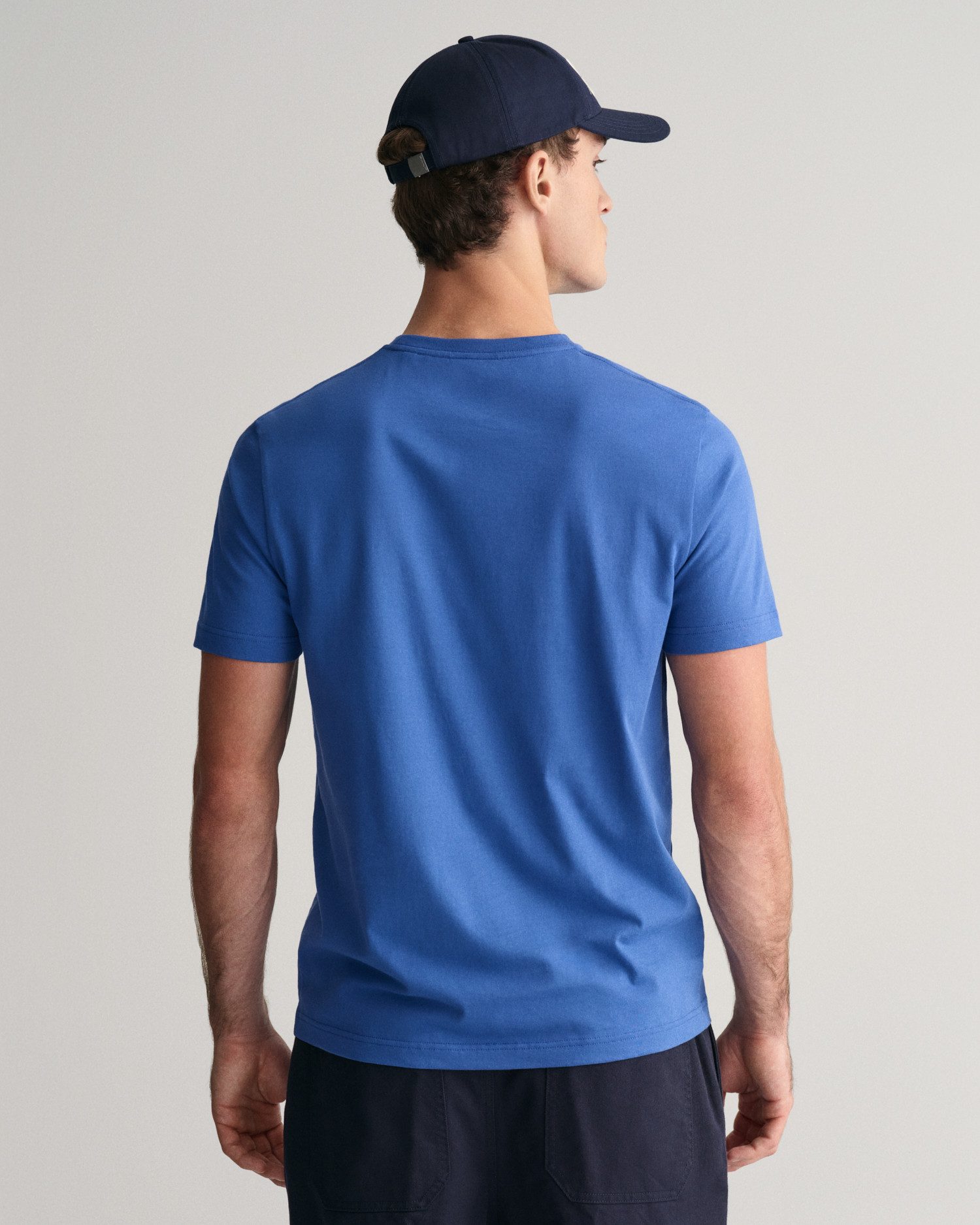 Gant T-shirt REG SHIELD SS T-SHIRT met logoborduursel op borsthoogte