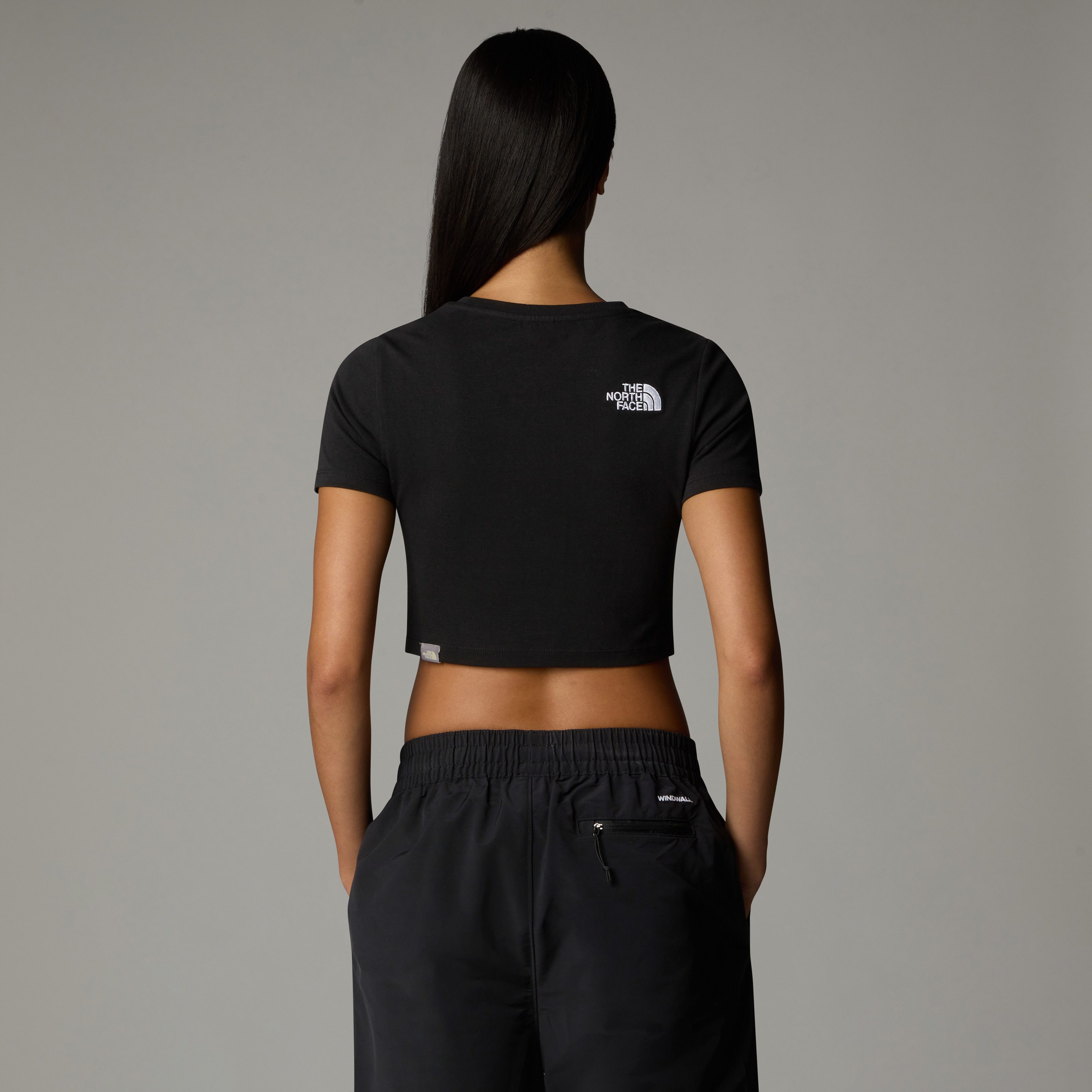 The North Face T-shirt Essential kort en smal gesneden T-shirt voor dames (1-delig)