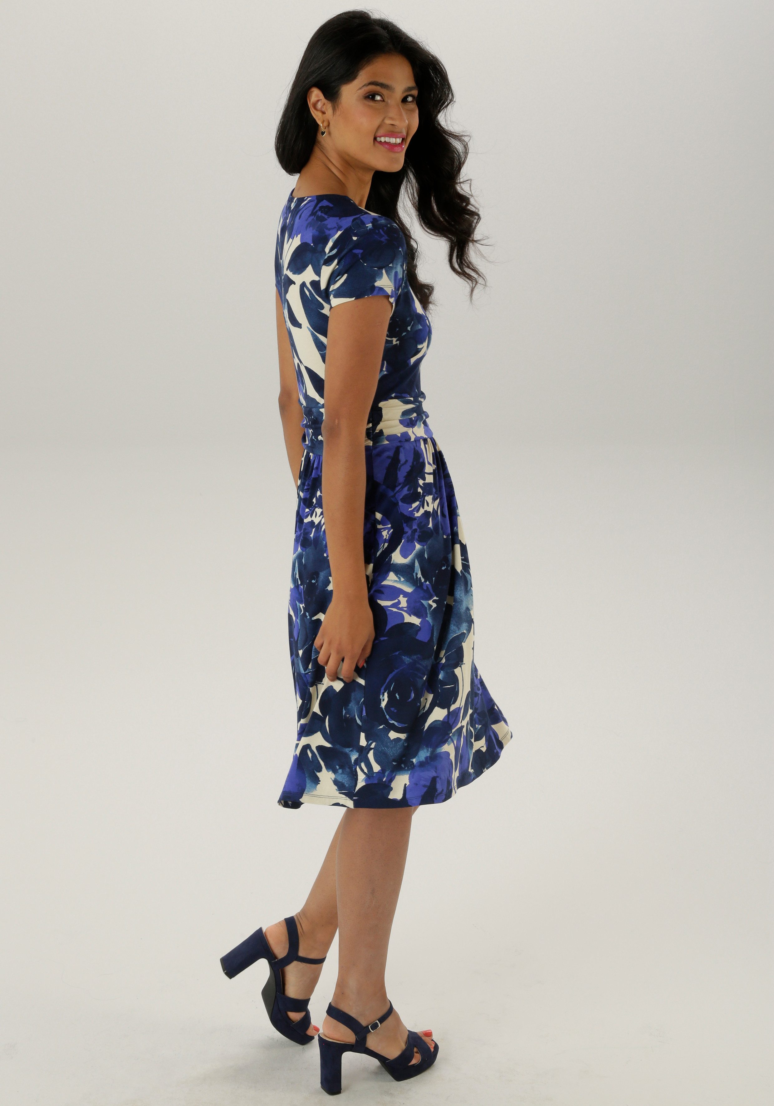 Aniston SELECTED Jerseyjurk met gerimpelde tailleband nieuwe collectie