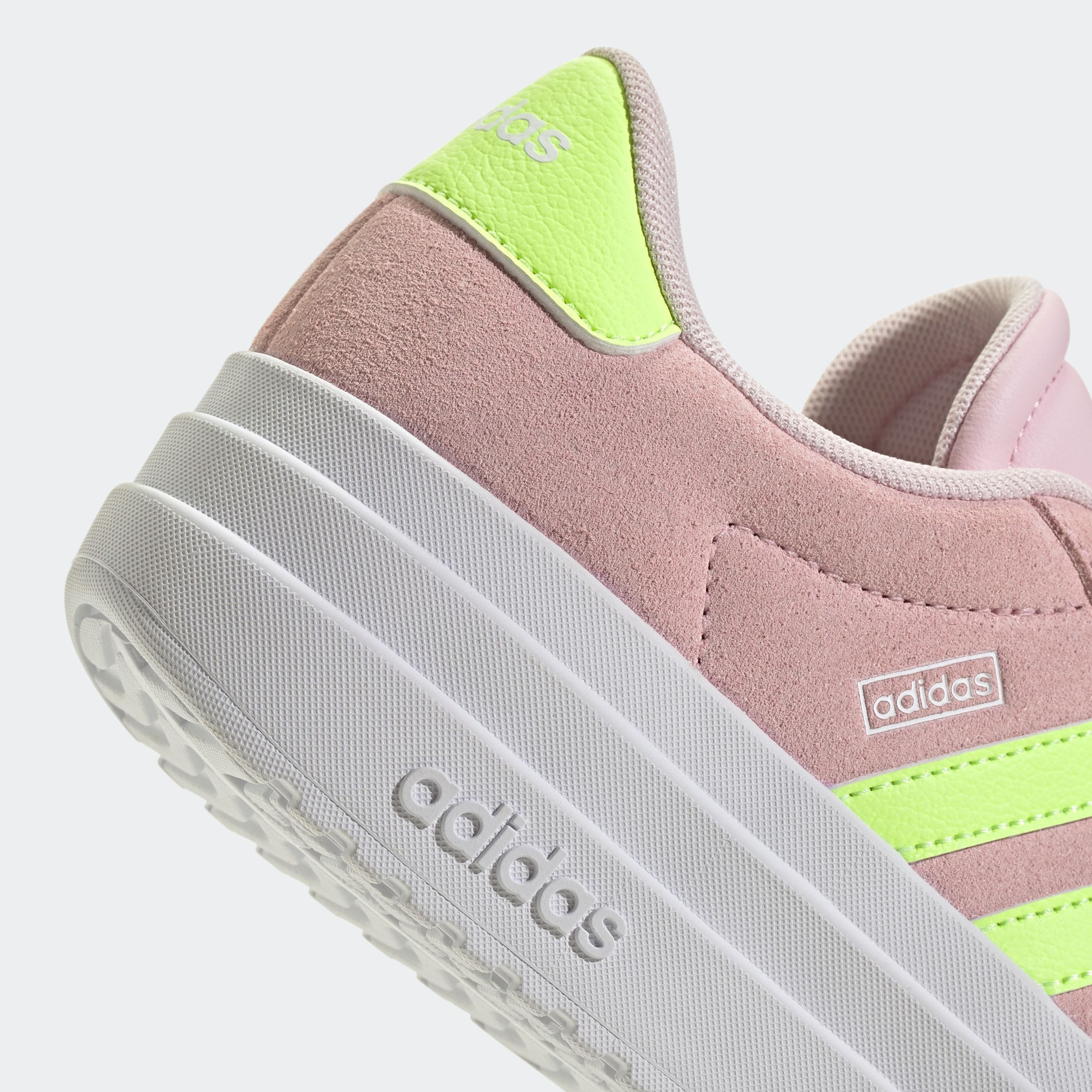 adidas Sportswear Plateausneakers VL COURT BOLD LIFESTYLE KIDS Design in de voetsporen van de adidas Gazelle Bold