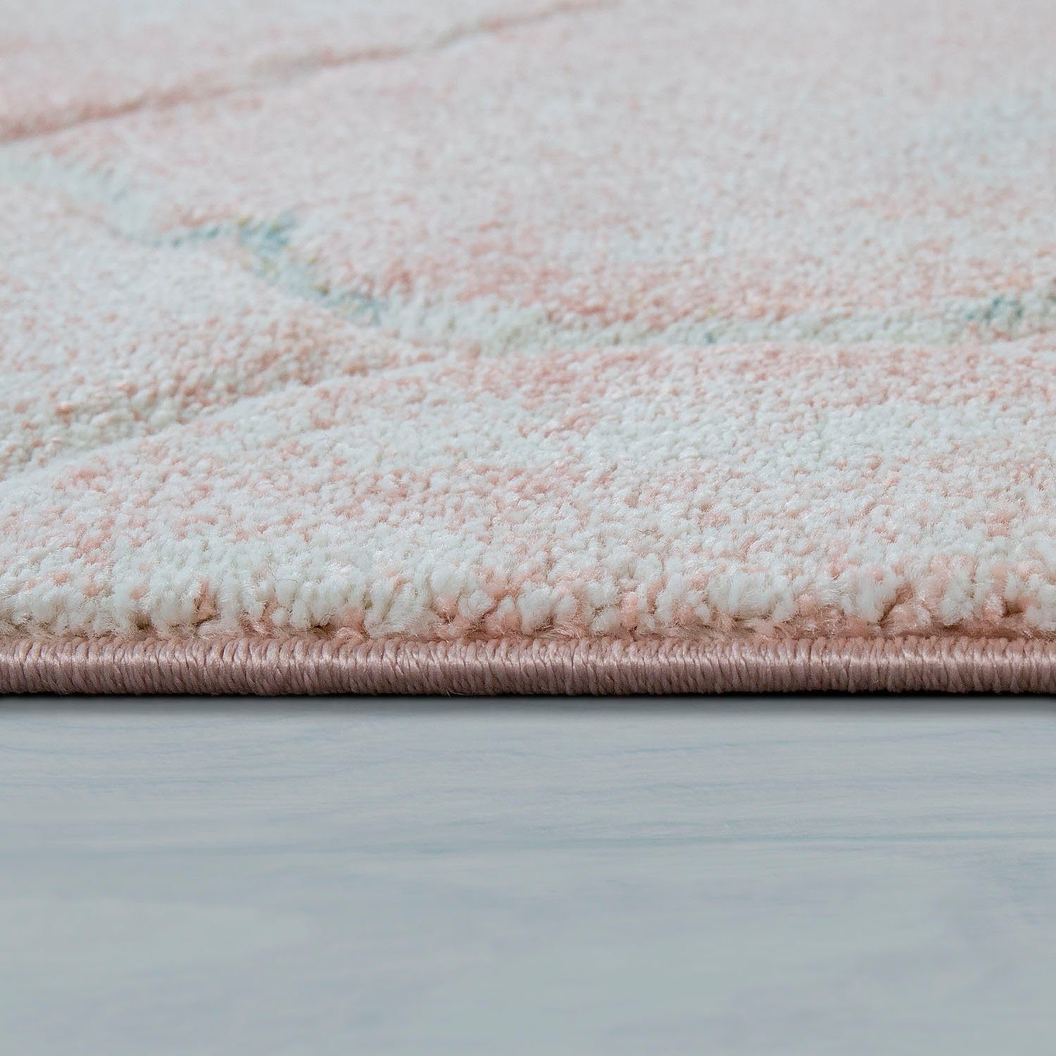 Paco Home Loper Lara 241 Korte pool, pastelkleuren, met de hand gesneden reliëfpatroon