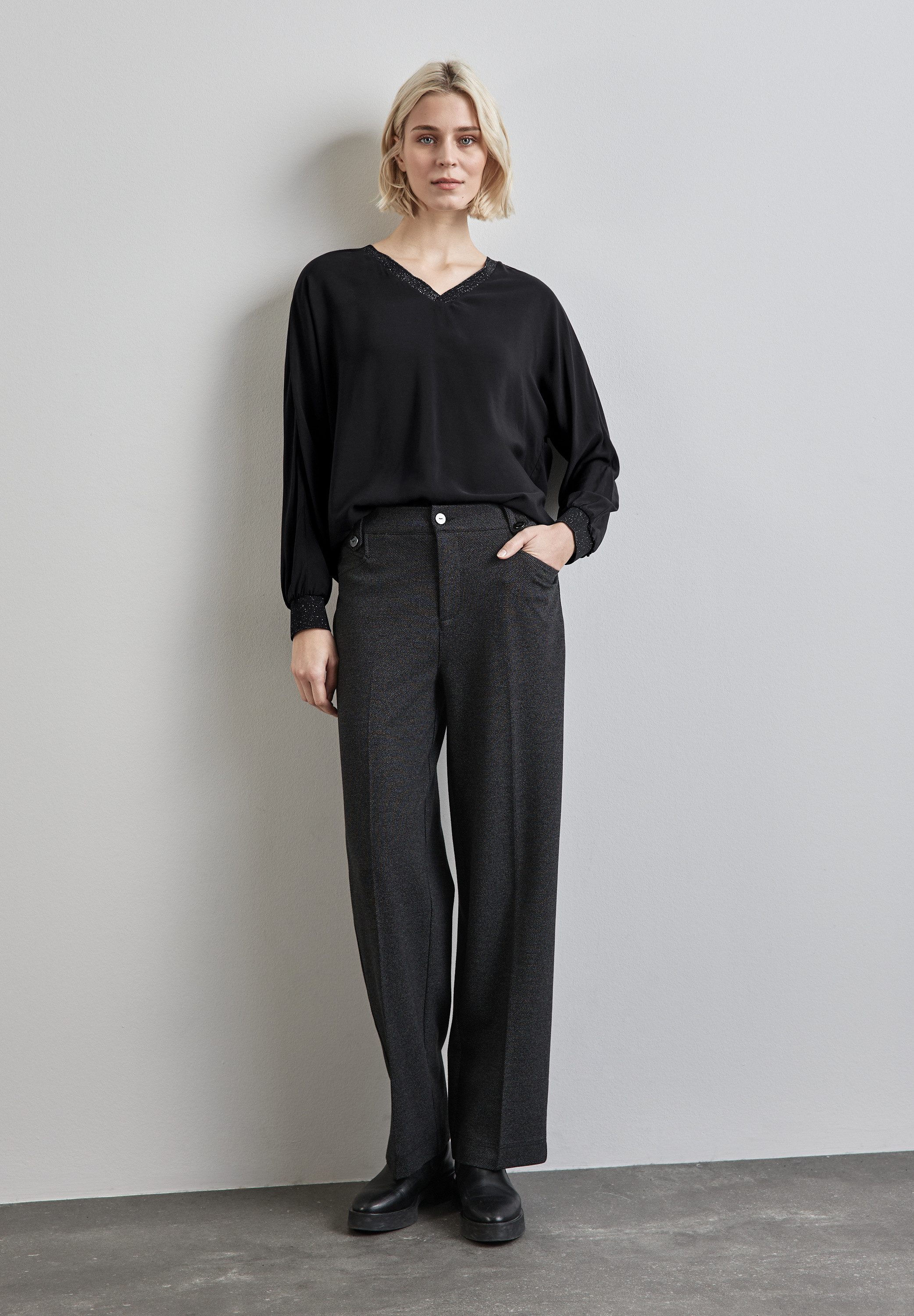 STREET ONE Blouse met lange mouwen van 100% viscose - met glitterdetails