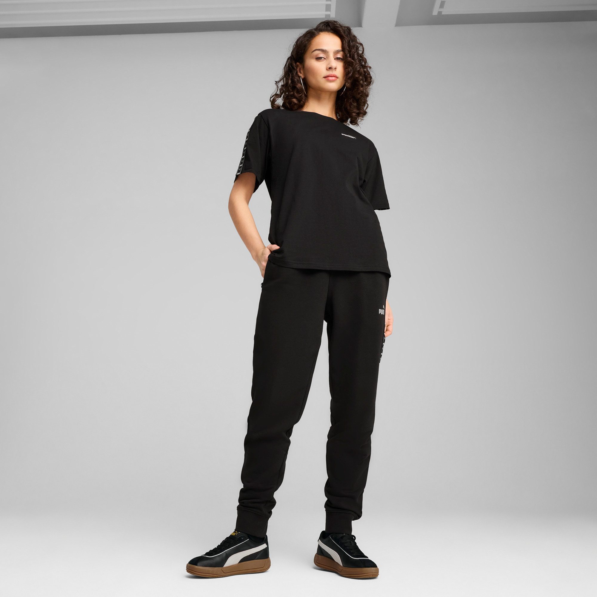PUMA T-shirt ESS TAPE RELAXED TEE