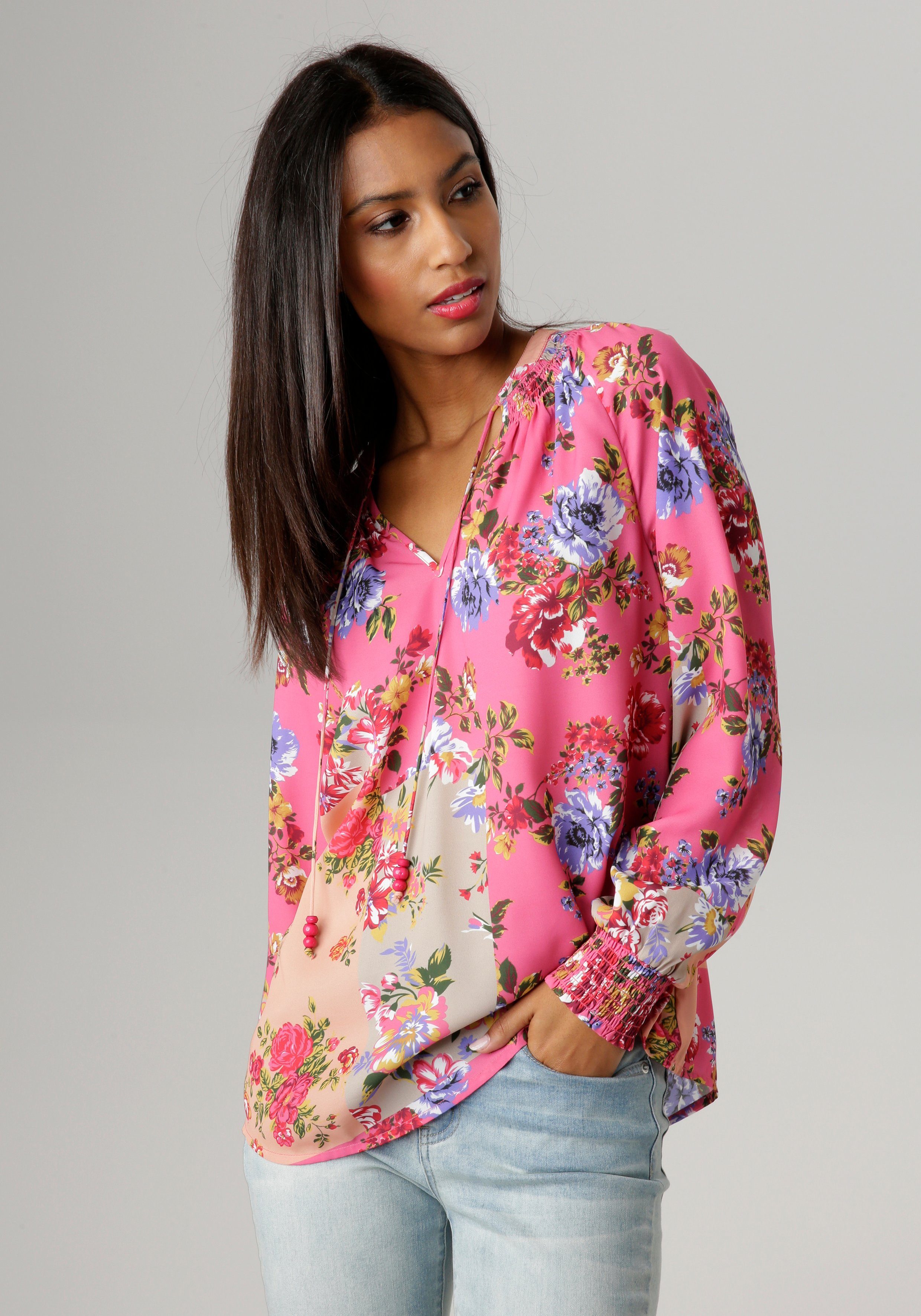 Aniston SELECTED Blouse zonder sluiting met sierparels aan de bindbanden en bloemenprint