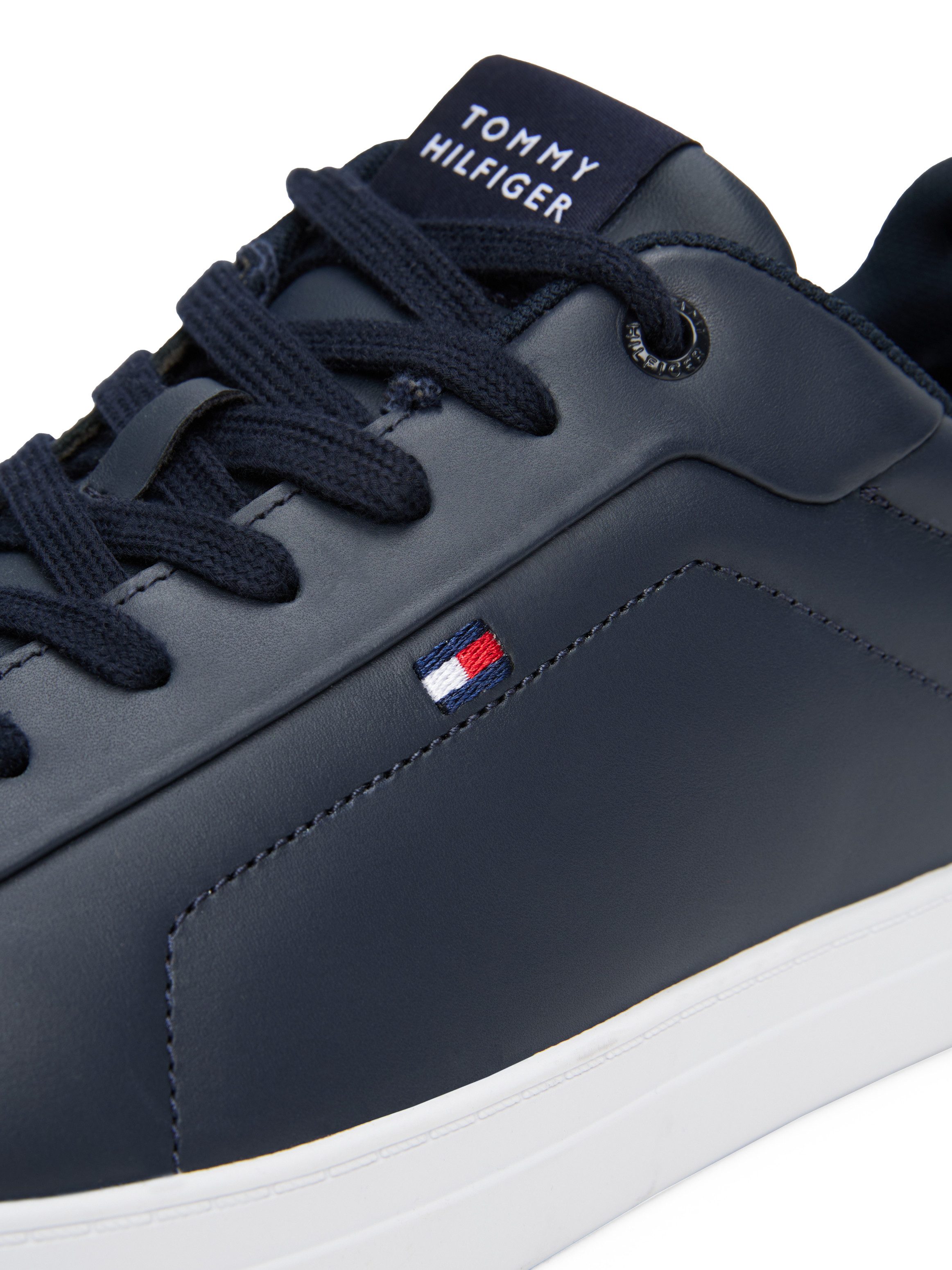 Tommy Hilfiger Sneakers ICON COURT LTH FLAG ESS vrijetijdsschoen, lage schoen, veterschoen met kleine logovlag