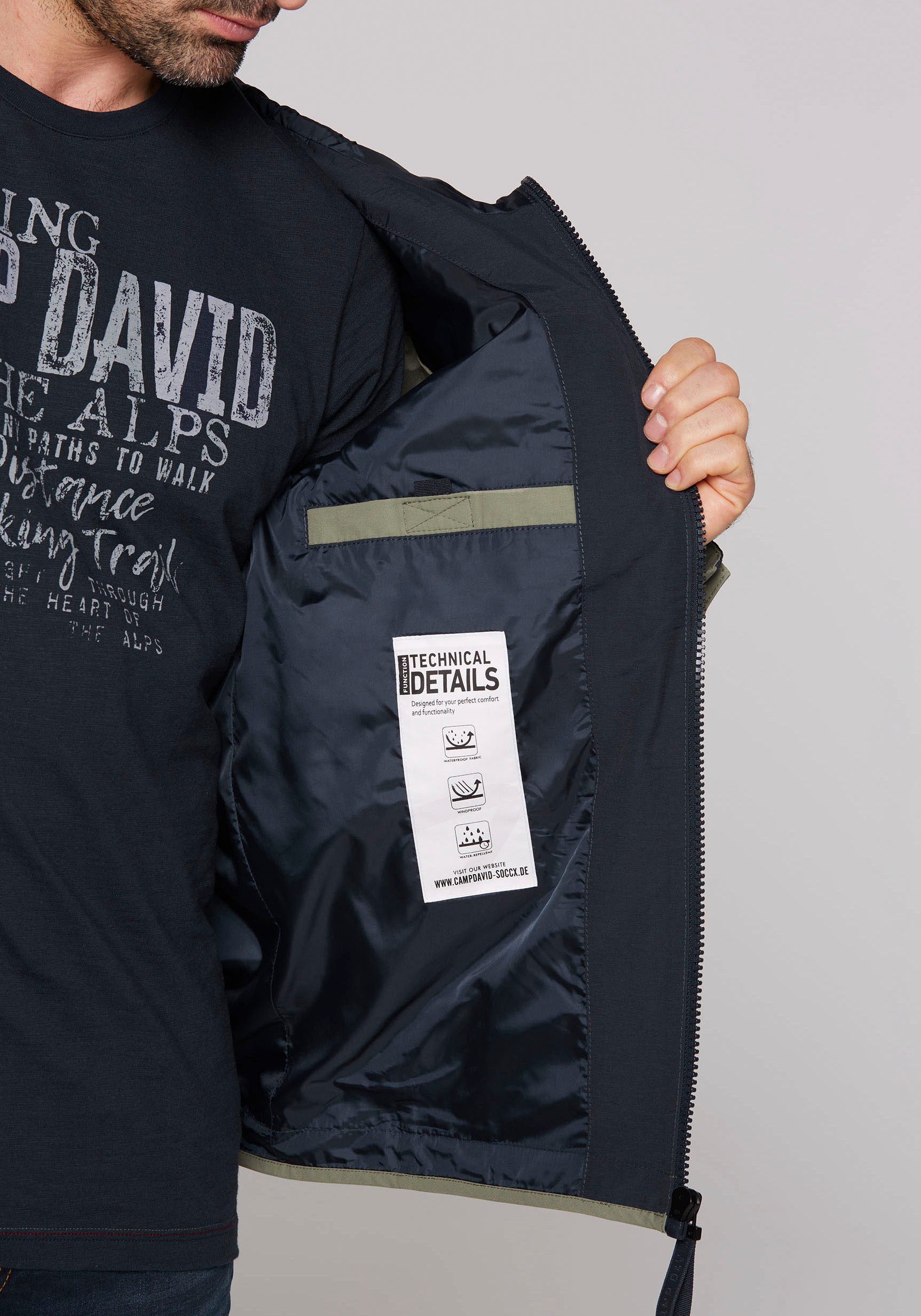 CAMP DAVID Outdoorjack met logoborduursels