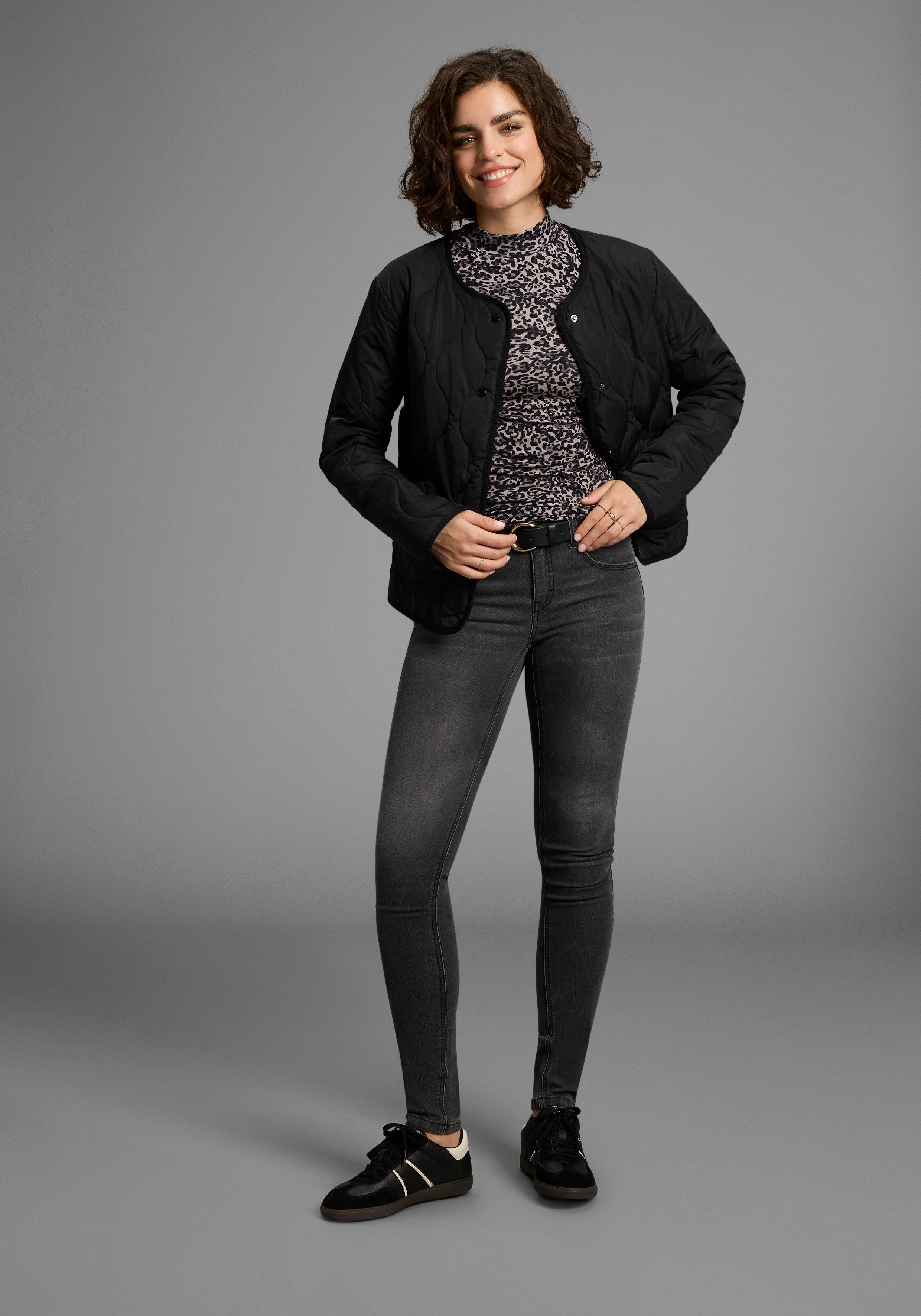 Laura Scott Longsleeve
