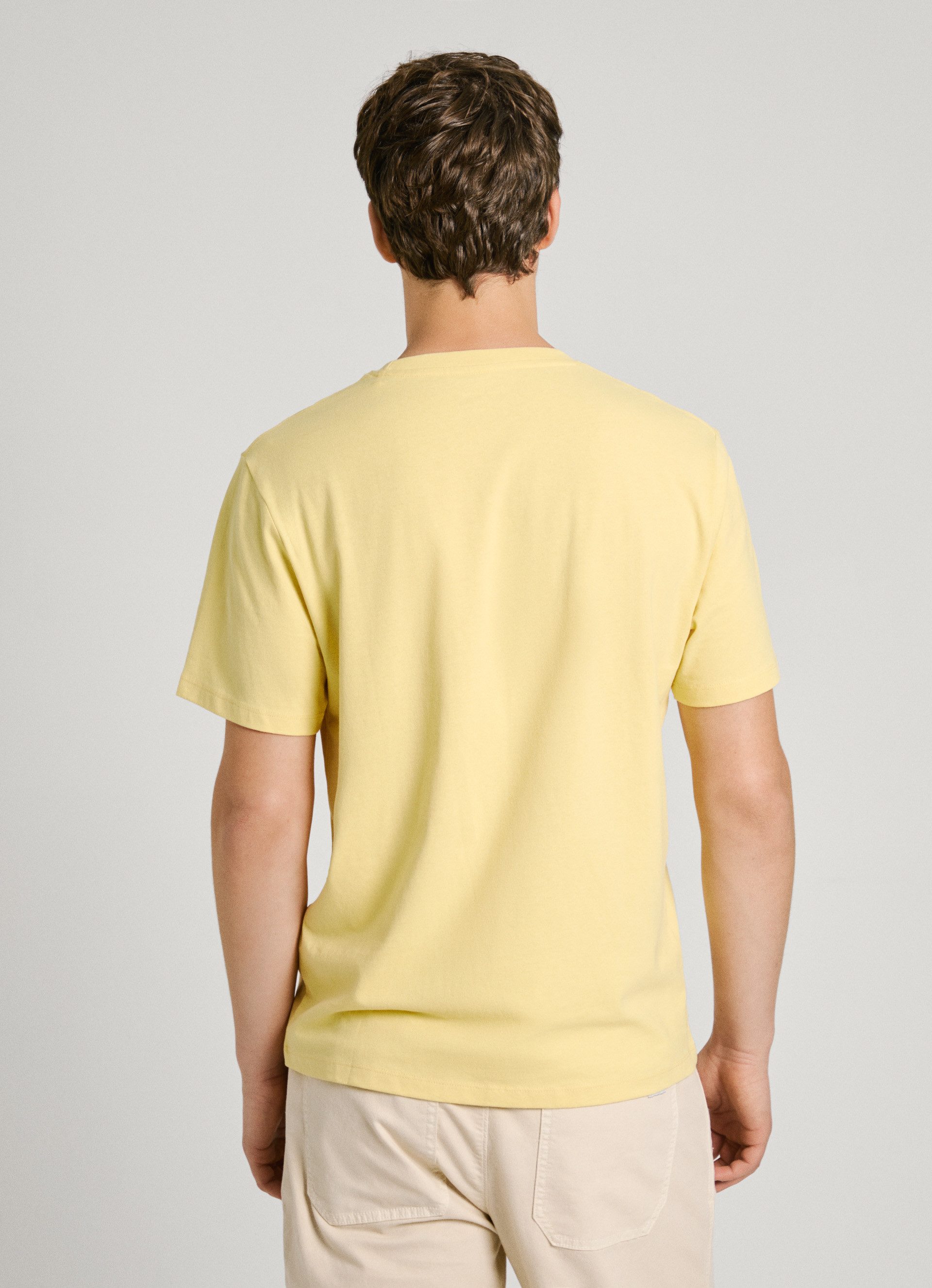 Pepe Jeans T-shirt Connor met geborduurd logo op borsthoogte