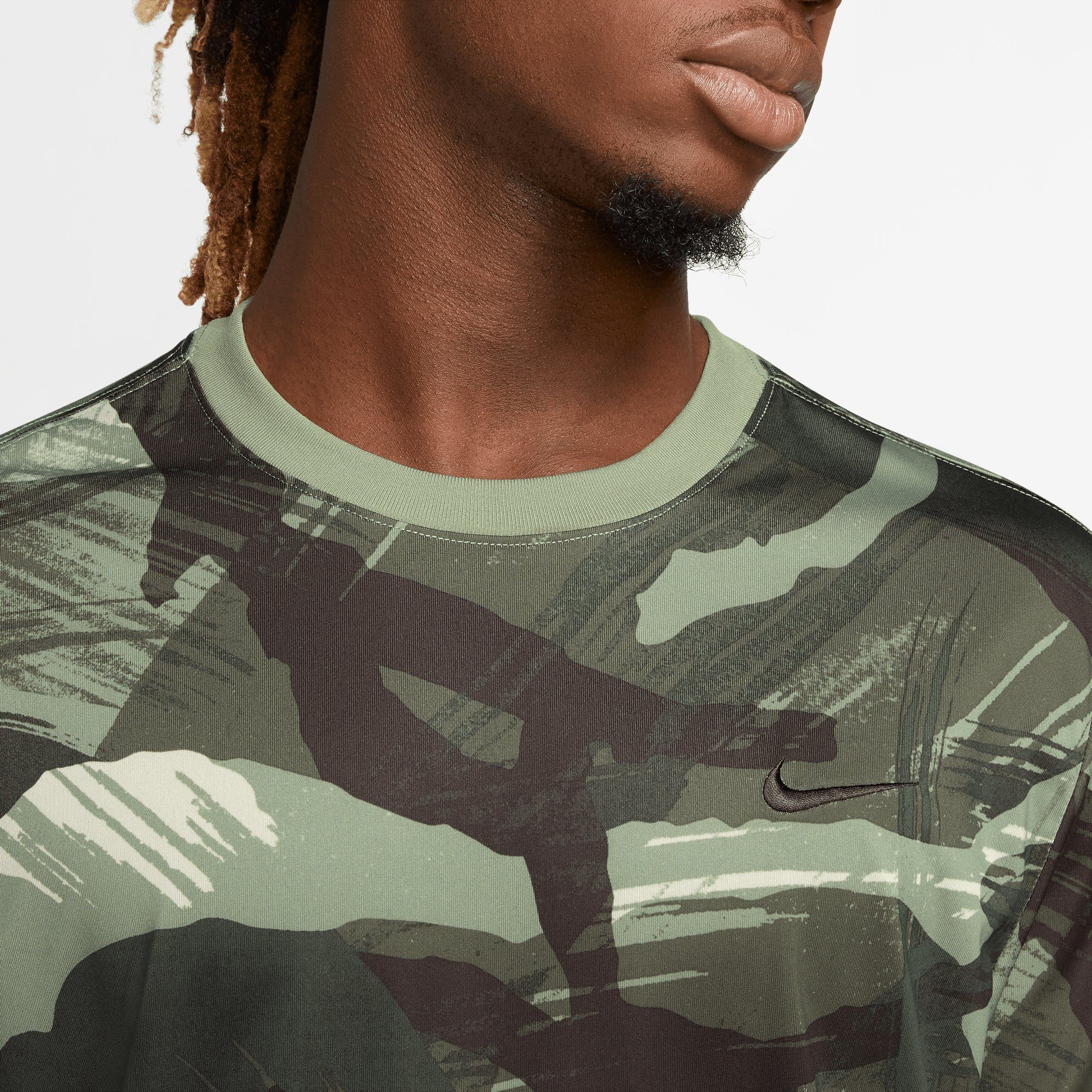 Nike Trainingsshirt DRI-FIT LEGEND MEN'S CAMO FITNESS T-SHIRT