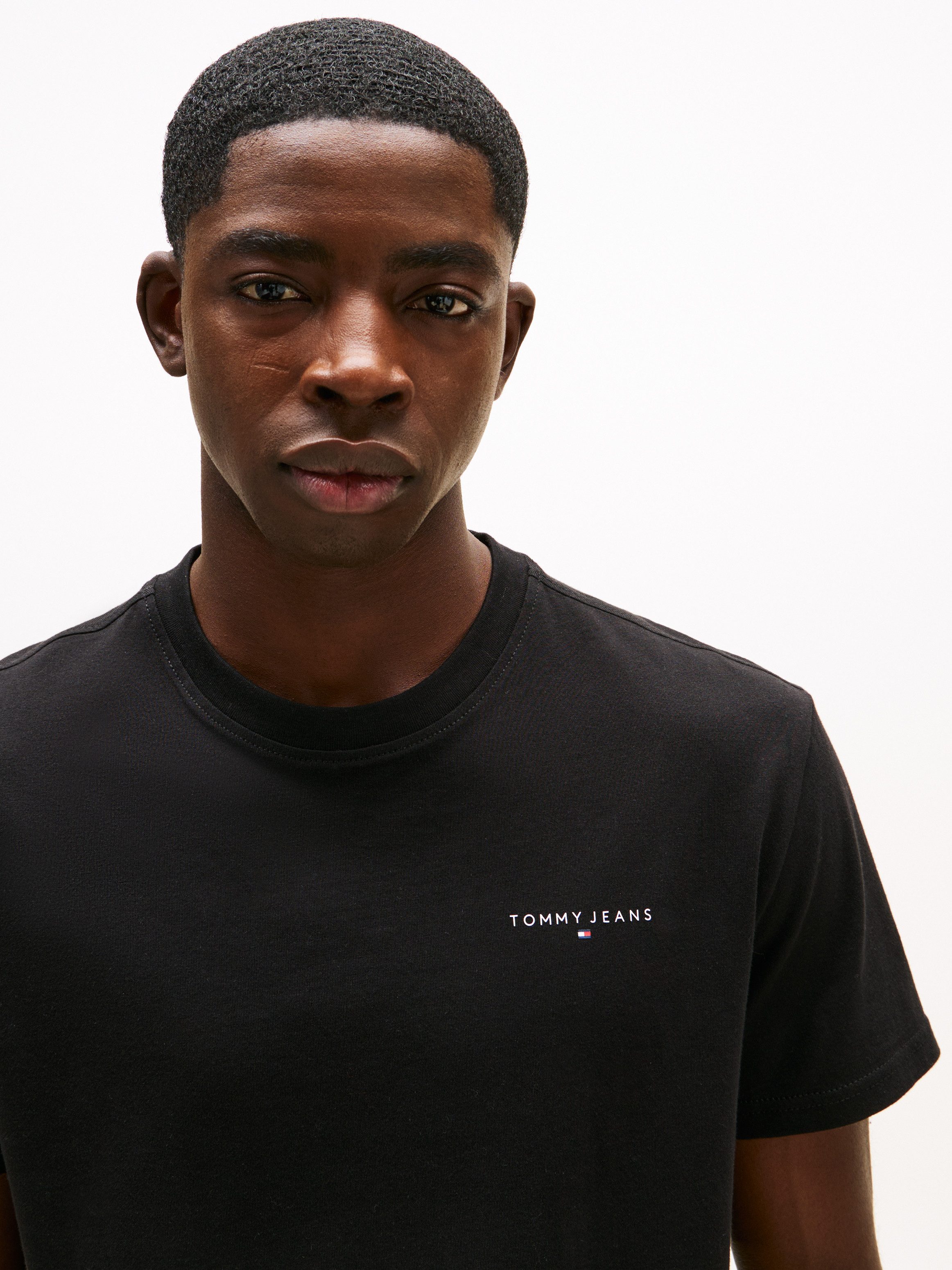 TOMMY JEANS T-shirt TJM SLIM LINEAR CHEST TEE EXT