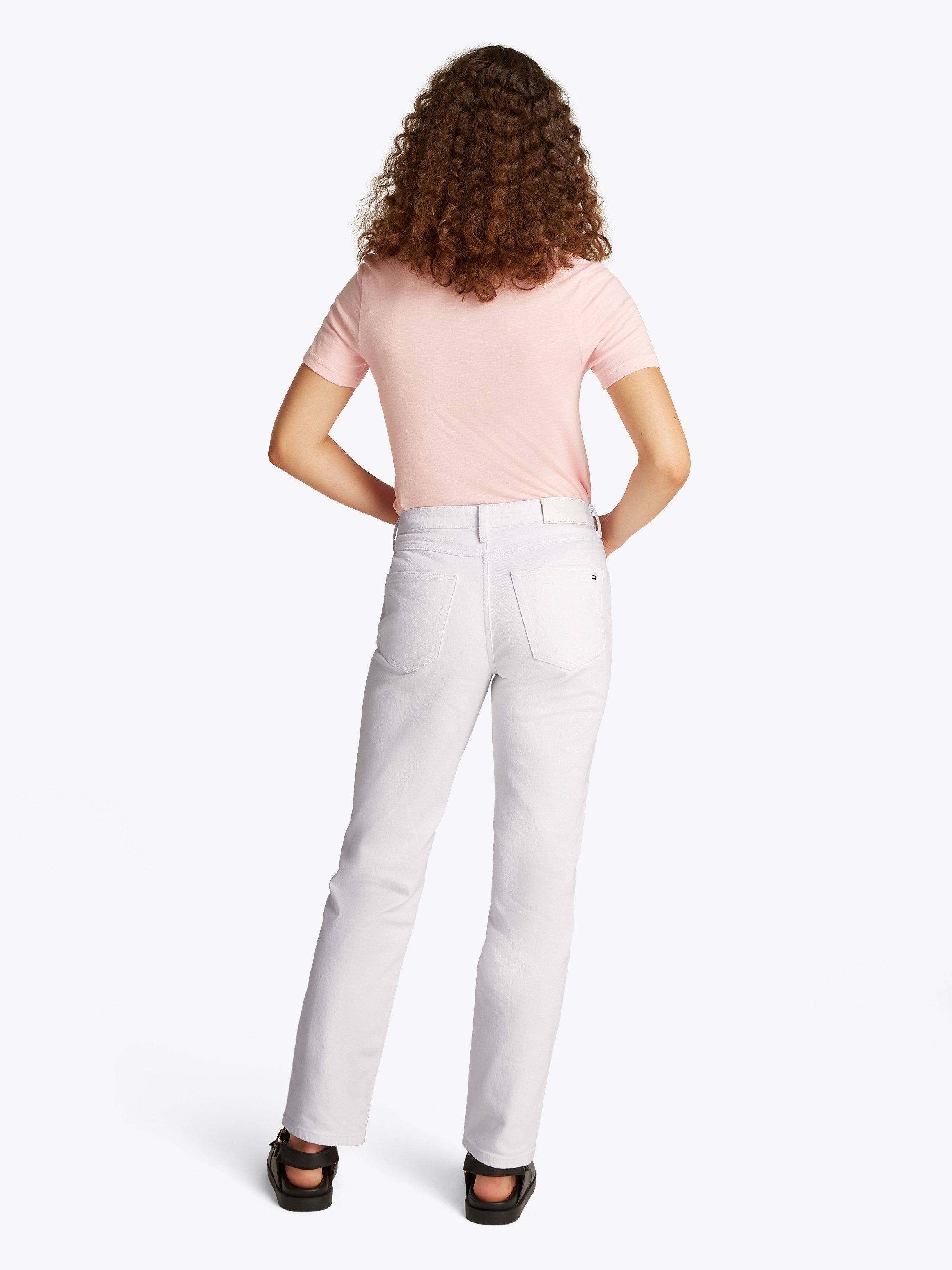 Tommy Hilfiger Straight jeans CLASSIC STRAIGHT RW ECRU met logo-badge, in enkel-lengte