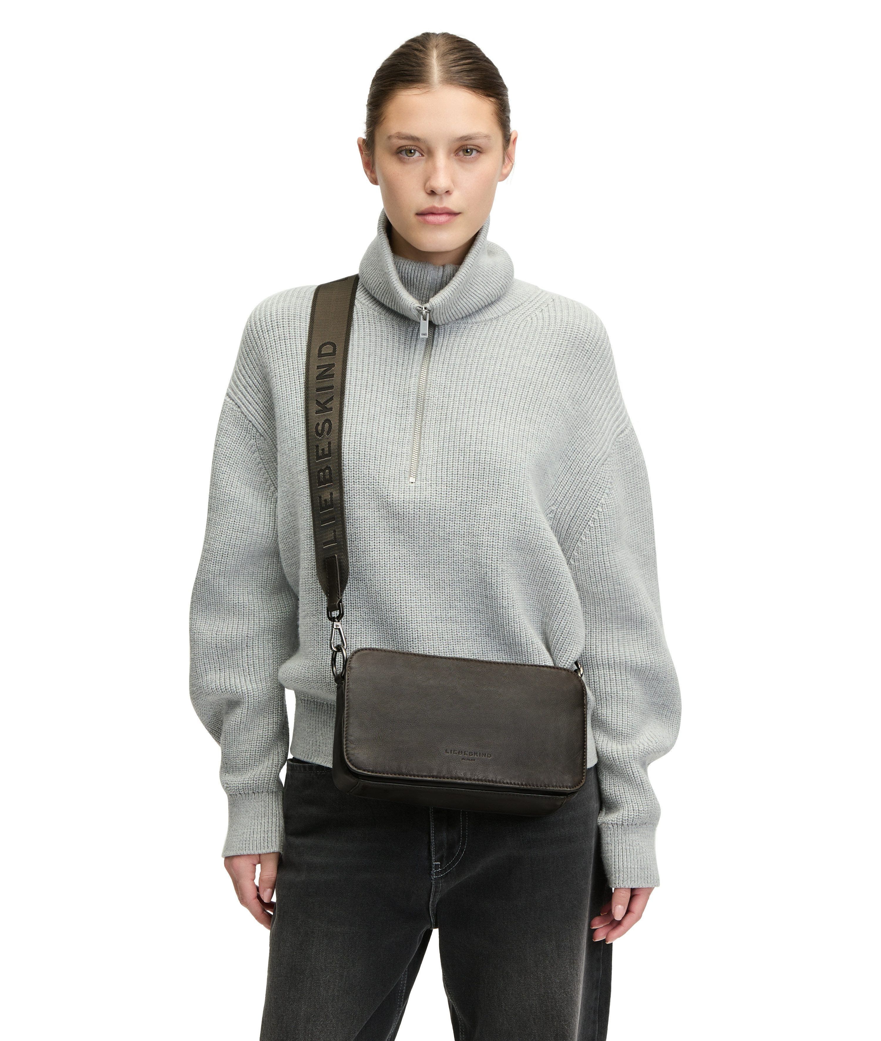 Liebeskind Berlin Schoudertas Clarice SEASONAL NOOS SHEEP NATURAL