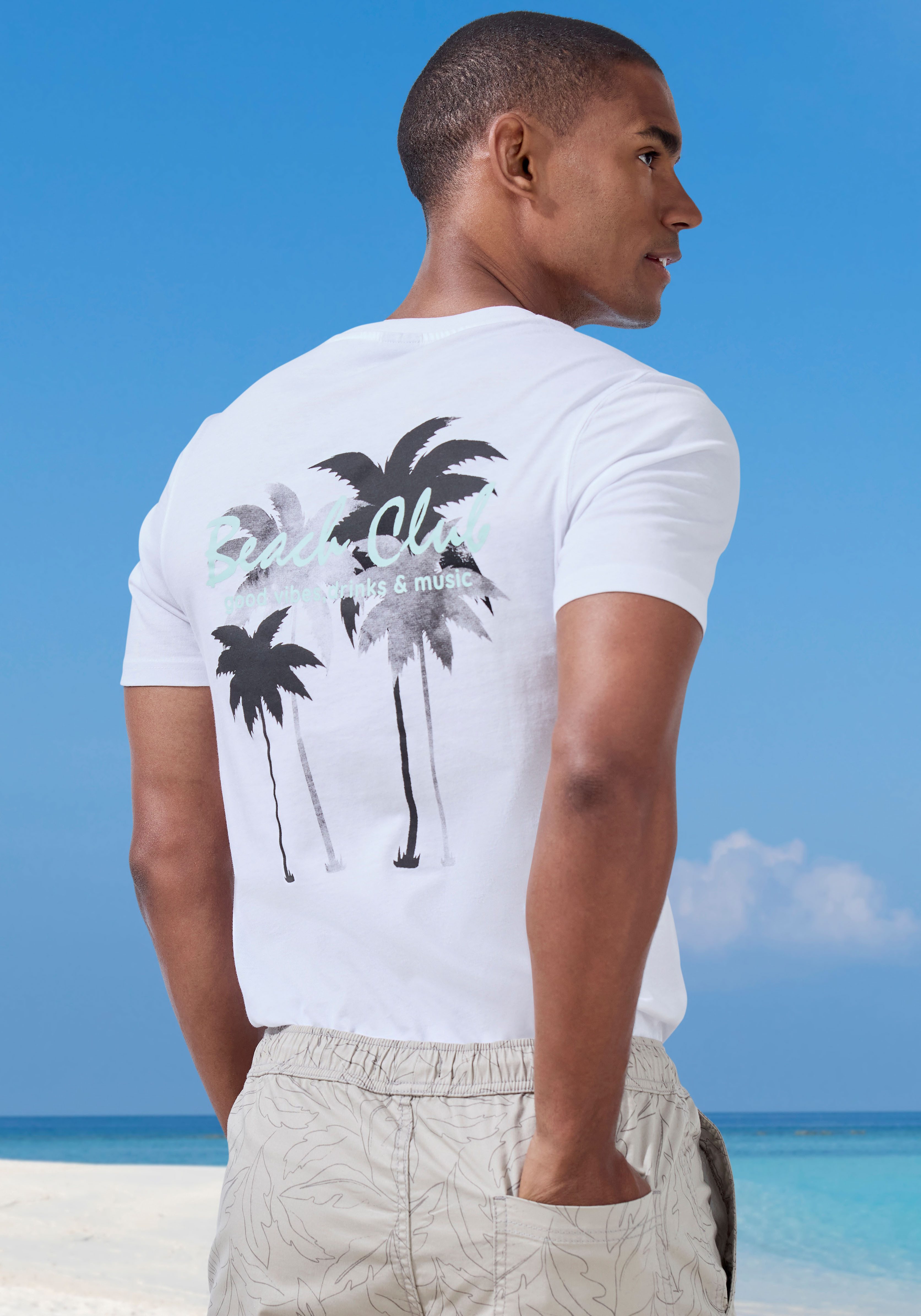 Beachtime T-shirt Met grote print op de rug