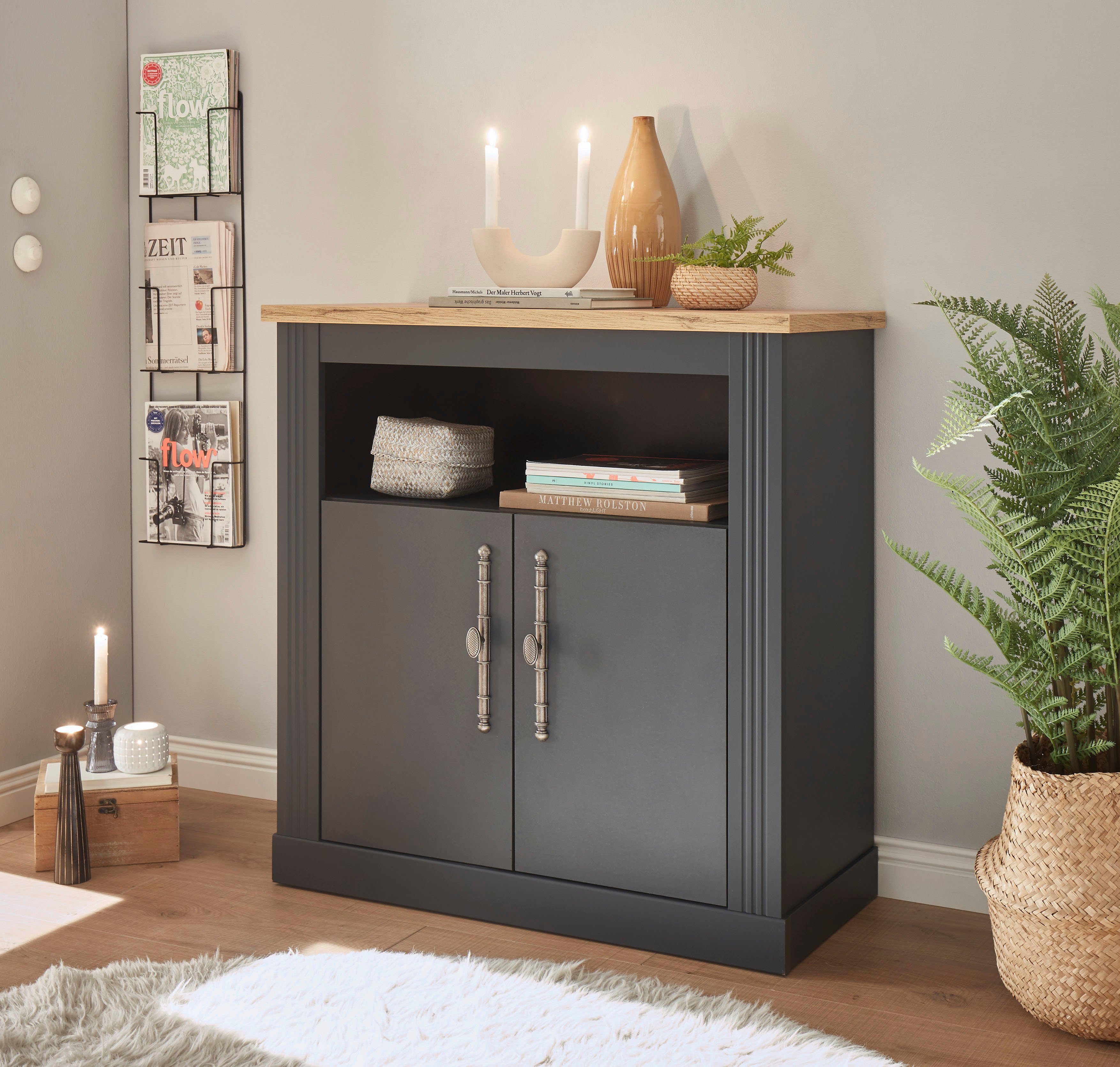 Home affaire Kast Westminster in romantische landelijke stijl