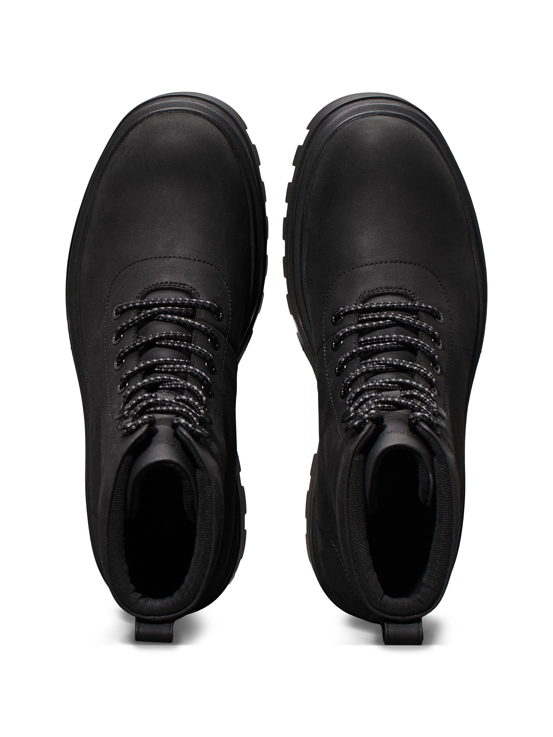 Calvin Klein Veterschoenen LUGGED BOOT LACEUP REBELLIOUS , veterschoenen, plateaulaarzen, profielzool, met aantrekband
