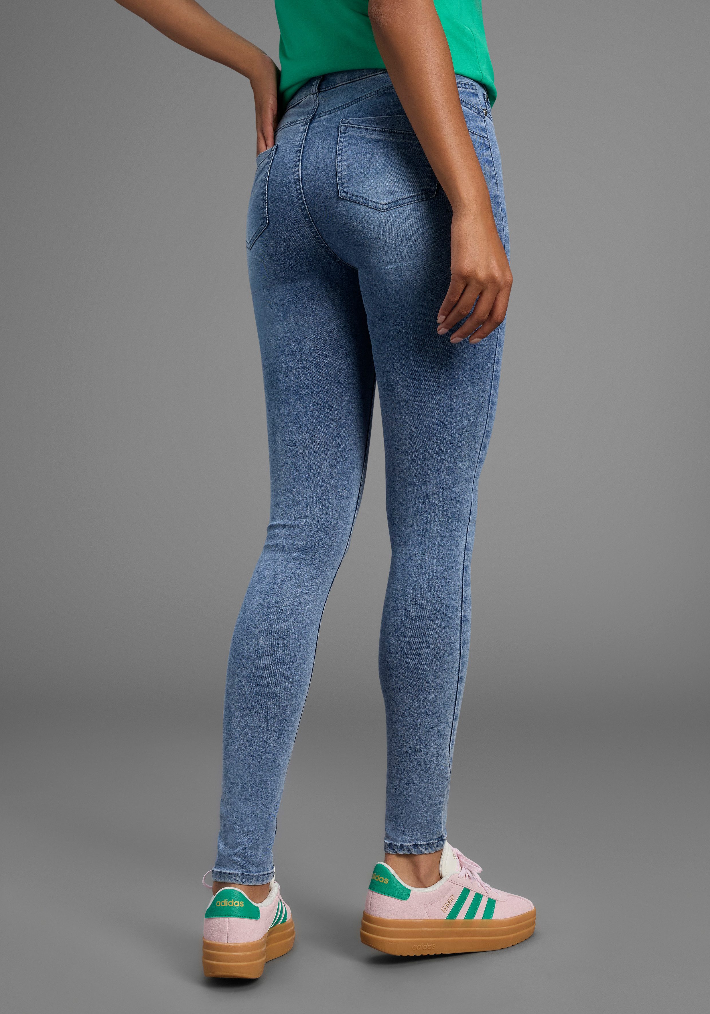 Arizona Skinny fit jeans Ultra Stretch skinny-fit, geaccentueerde taille, shaping-effect, high waist