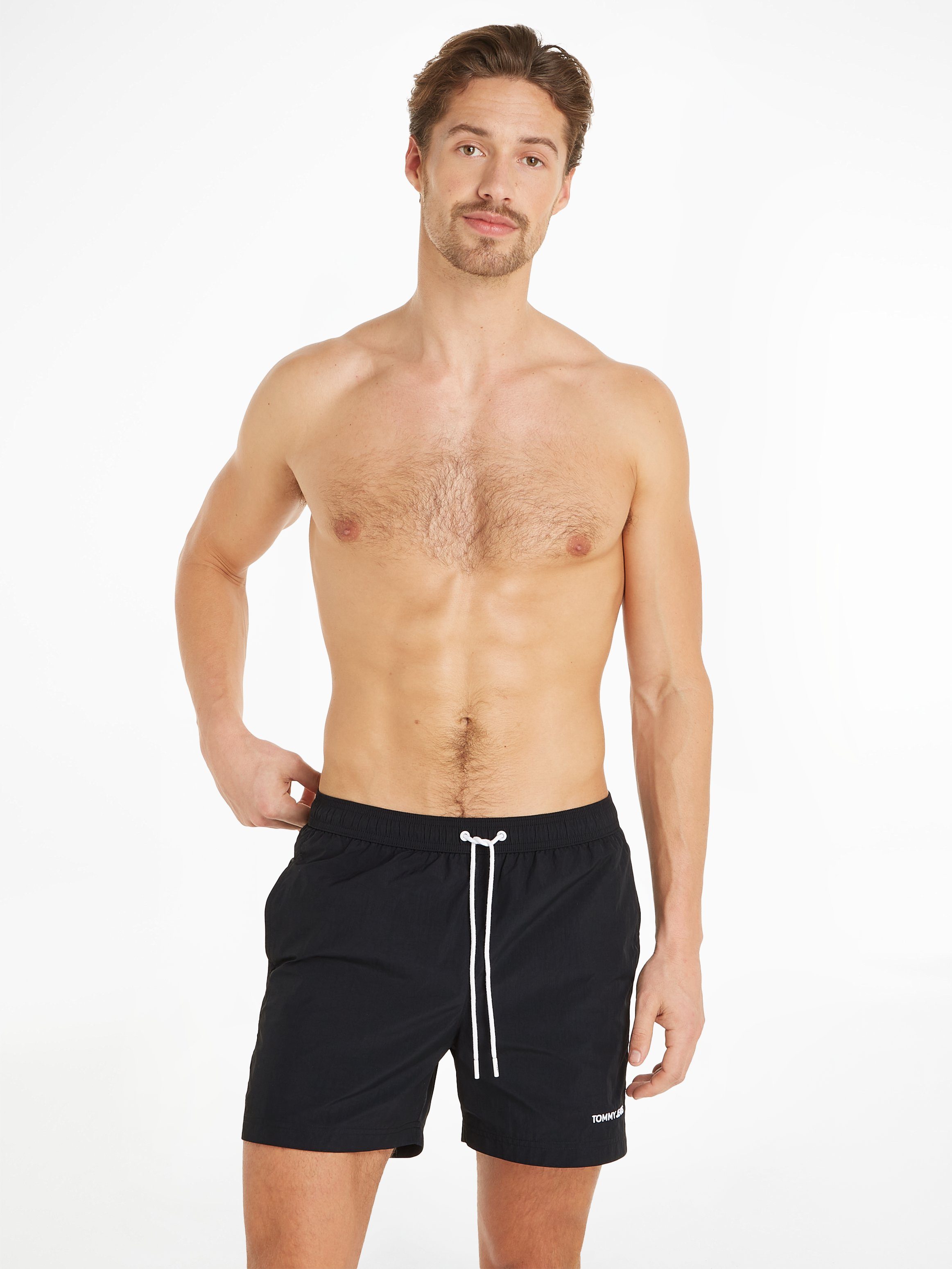 Tommy Hilfiger Swimwear Zwemshort SF MEDIUM DRAWSTRING met een logo-opschrift