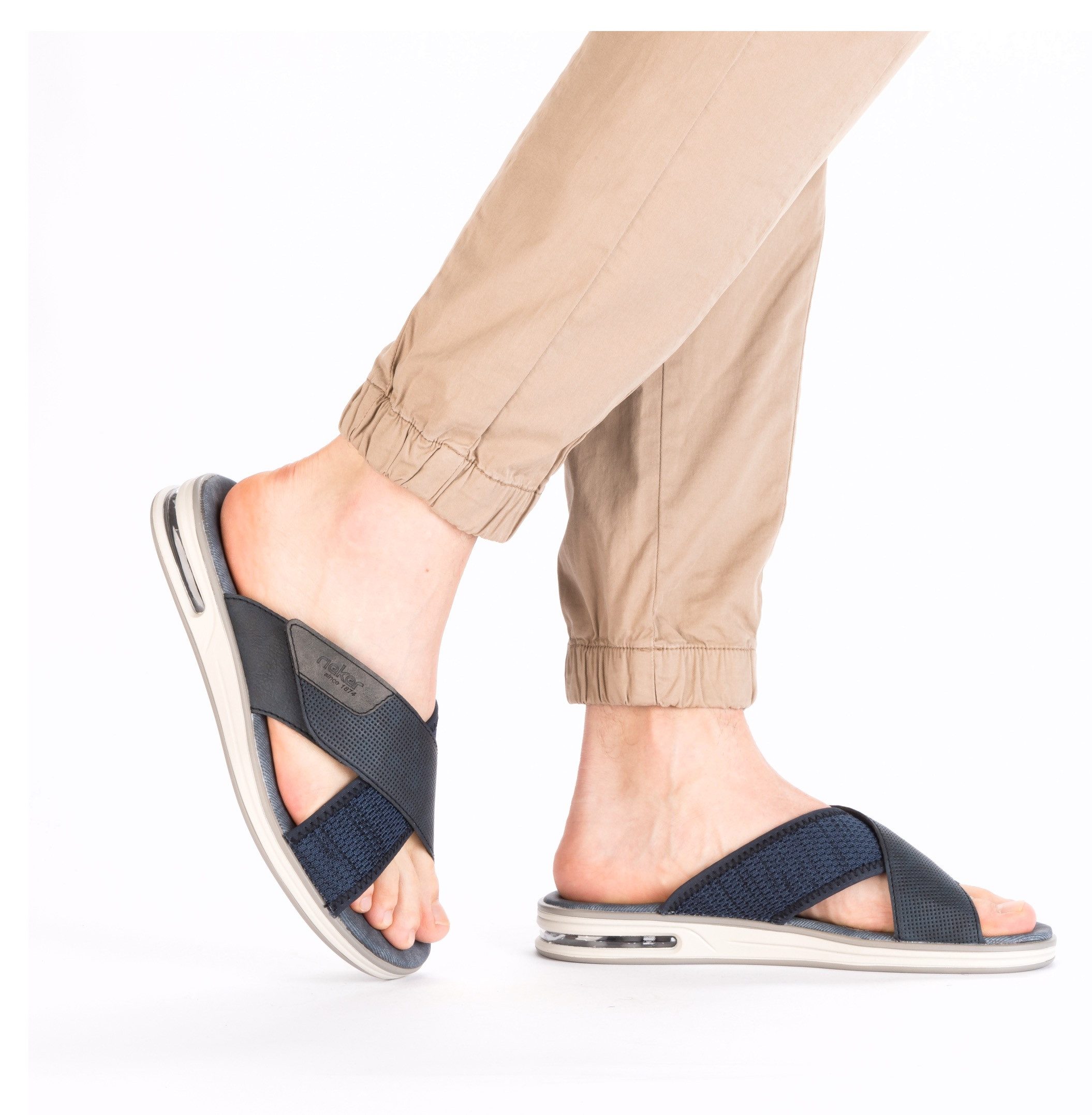 Rieker Slippers , zomerschoen, strand schoen, slippers, huisschoen met klittenband