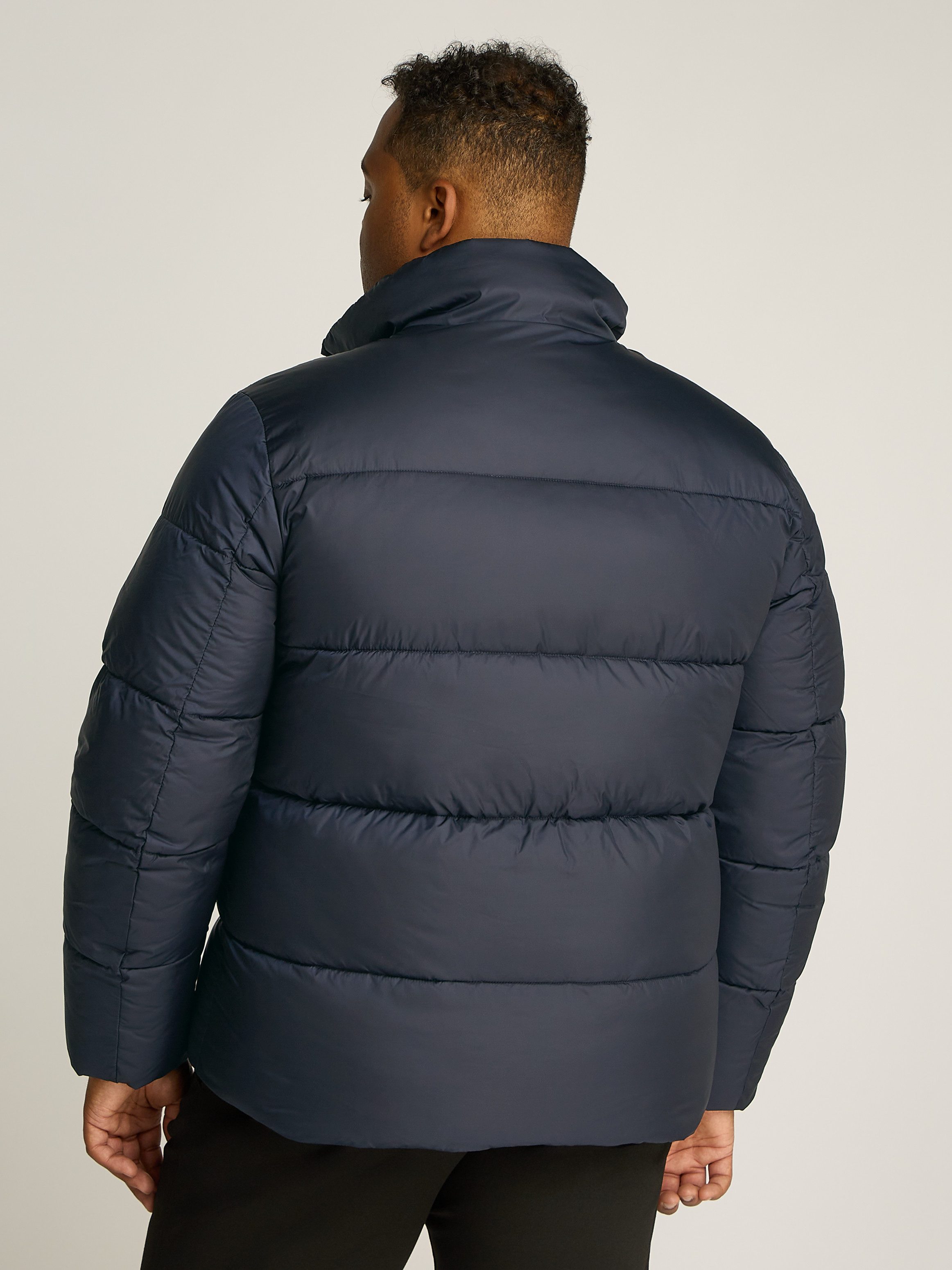 Calvin Klein Gewatteerde jas BT_QUILT PUFFER MW in grote maten met logopatch