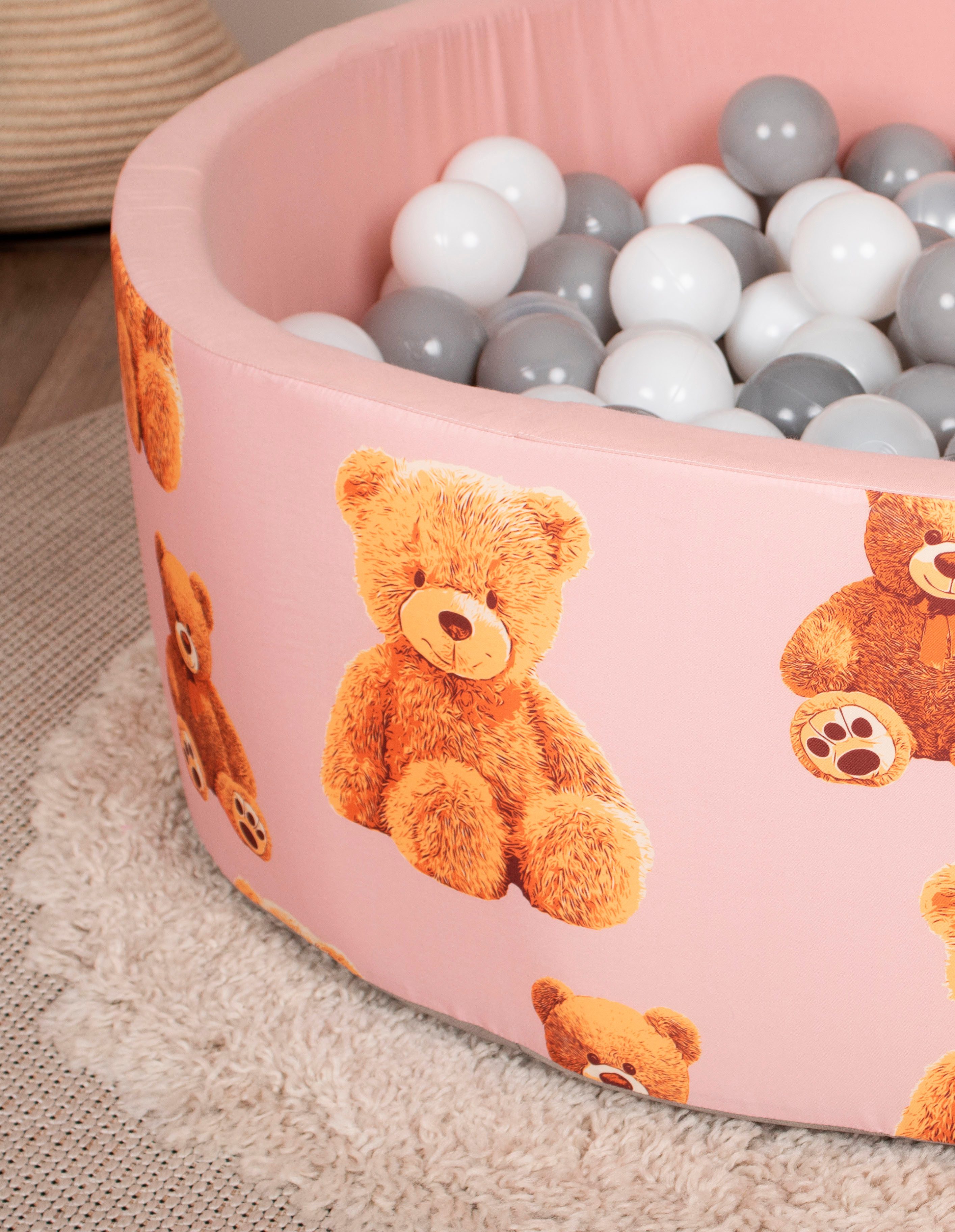 Knorrtoys® Ballenbak Soft, teddy pink met 150 ballen grijs/wit/transparant, gemaakt in europa