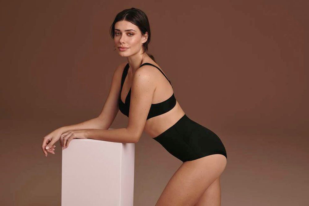 Anita Comfort Shapingslip Beauty Shaper Corrigerende slip clean cut, lang zonder naden, clean cut, geïntegreerde buiksteun, nopjesstof