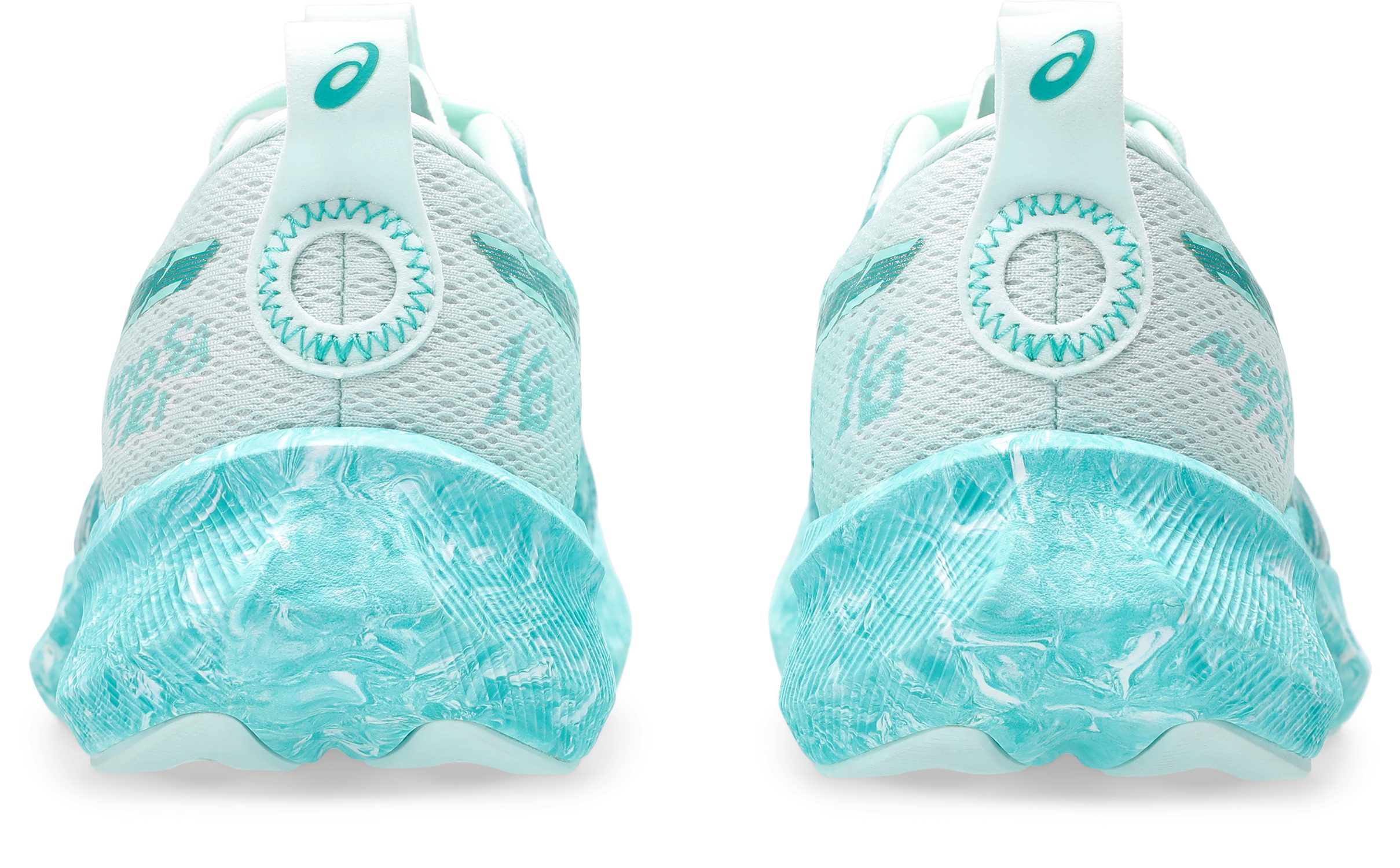 Asics Runningschoenen NOOSA TRI 16