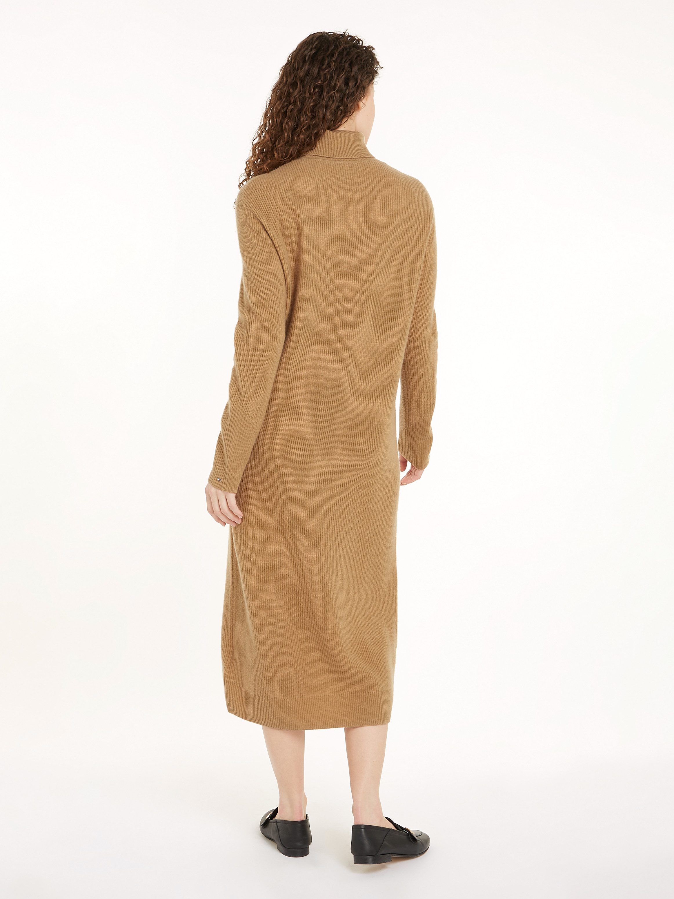 Tommy Hilfiger Gebreide jurk WOOL CASH ROLL-NK LONG DRESS met logo-borduursel, in riblook