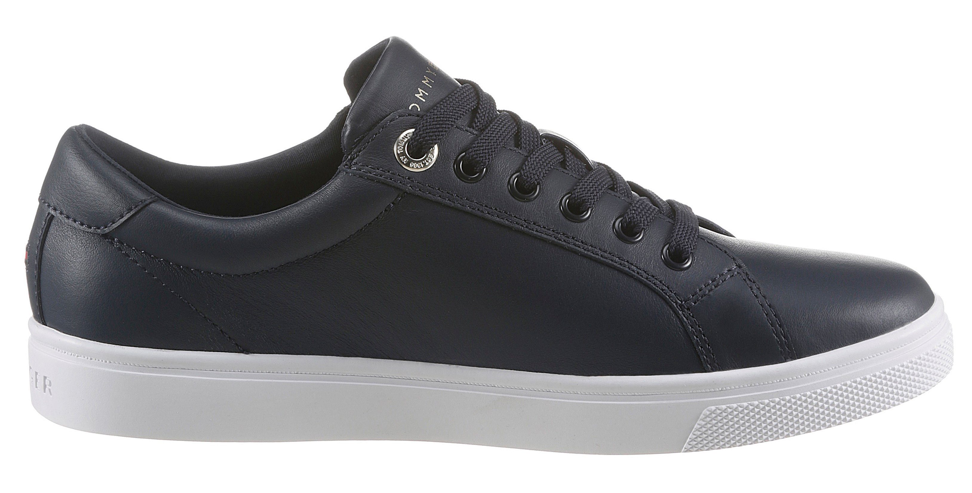 Tommy Hilfiger Sneakers CORPORATE TOMMY CUPSOLE met zijstrepen, vrijetijdsschoen, lage schoen, veterschoen