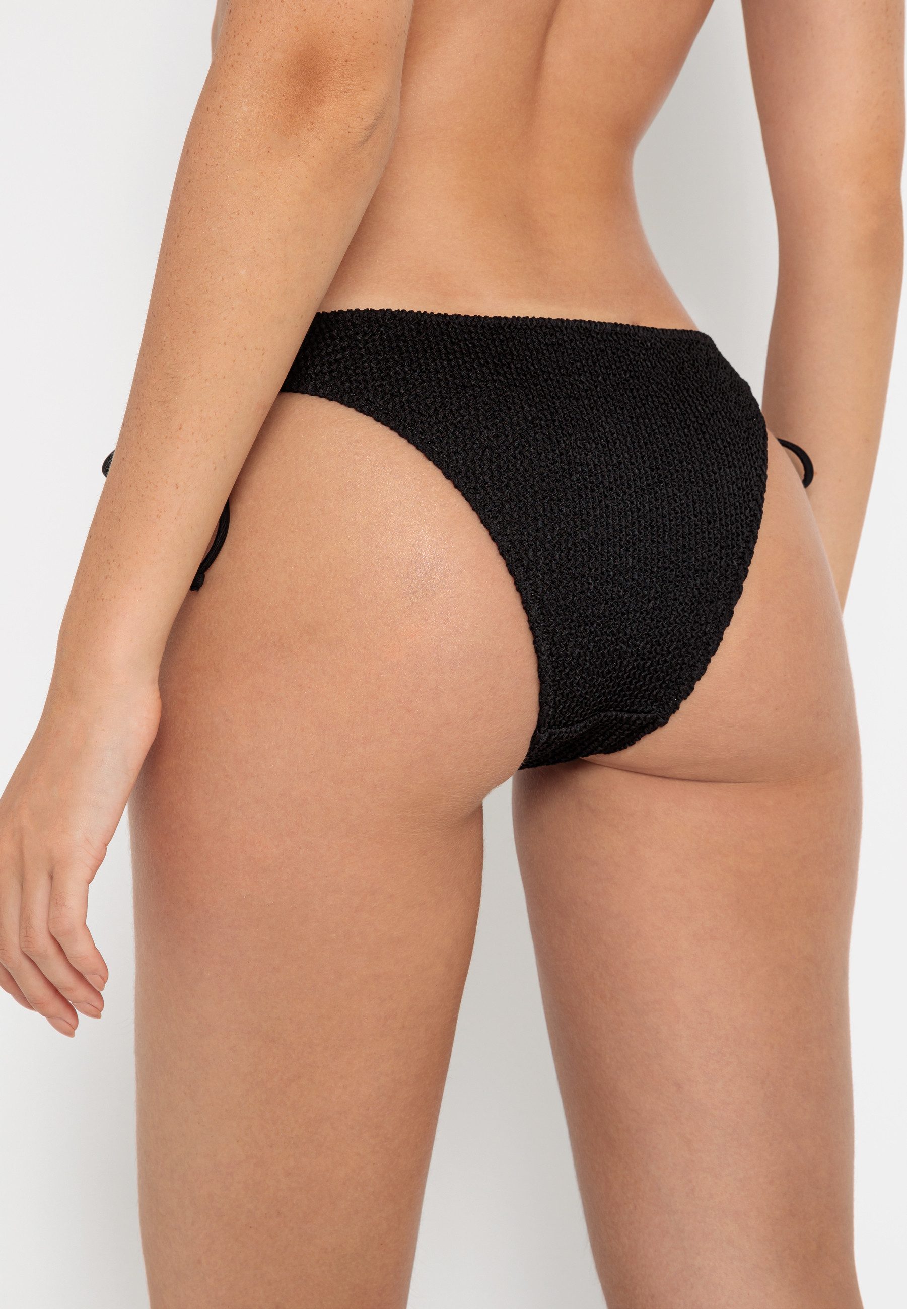 LSCN by LASCANA Bikinibroekje Lou trendy structuurstof