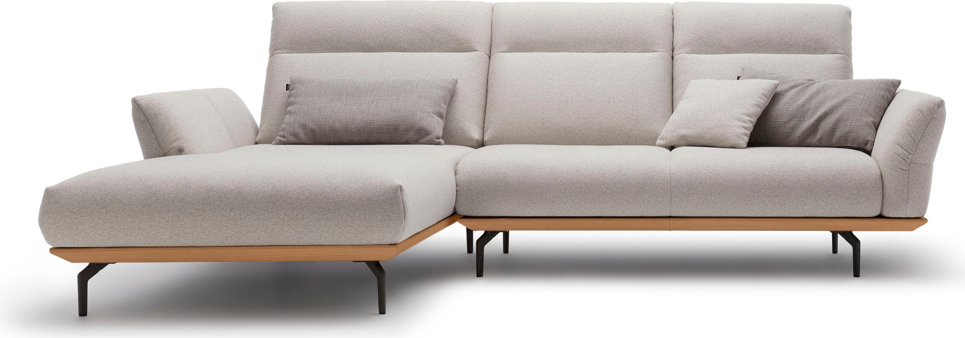 Hülsta Sofa Hoekbank Hs.460 Sokkel in eiken, gegoten aluminium poten in umbra grijs, breedte 298 cm