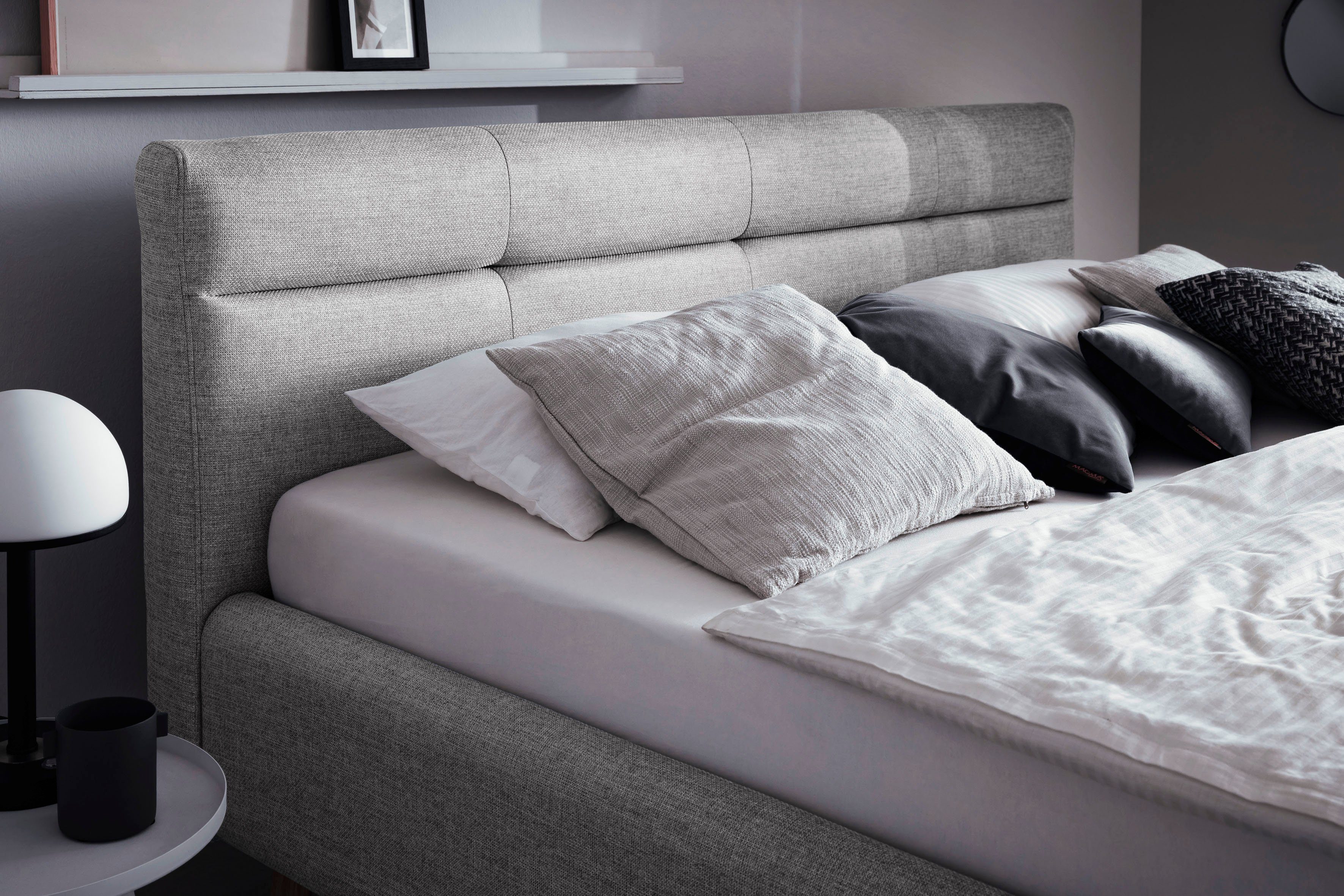 meise.möbel Gestoffeerd bed Lotte met lattenbodem en bedkist